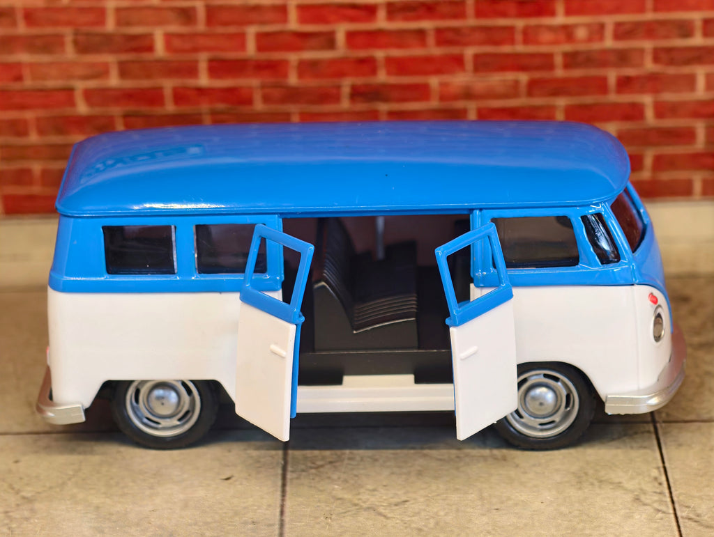 Volkswagen Type 2 (T1) Microbus 1:43 Scale