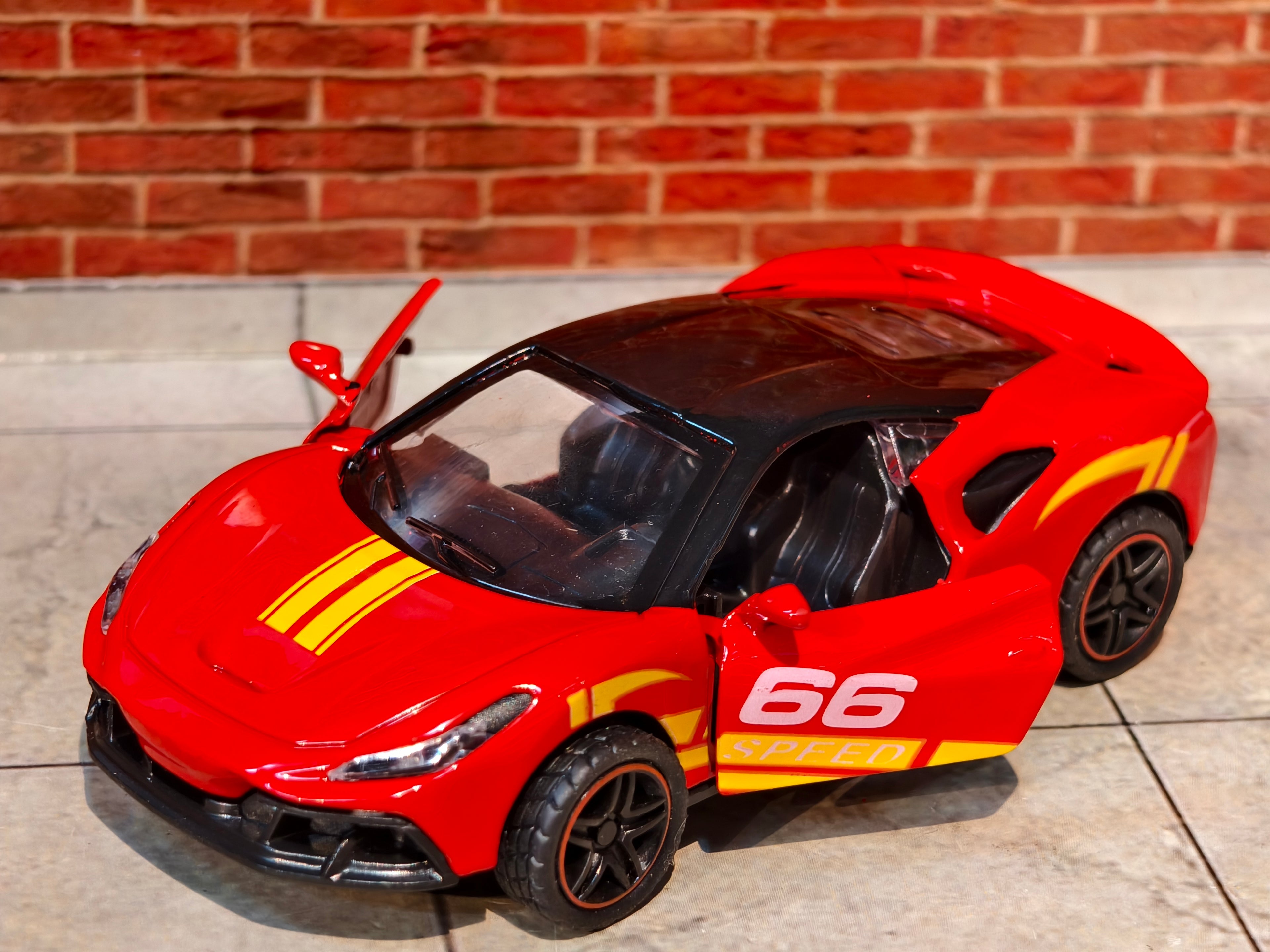 Ferrari F8 RS 1:43 Scale