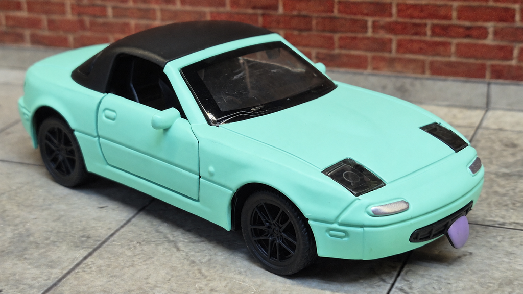 Mazda MX-5 Miata (NA chassis) 1:36 Scale Premium Detailing