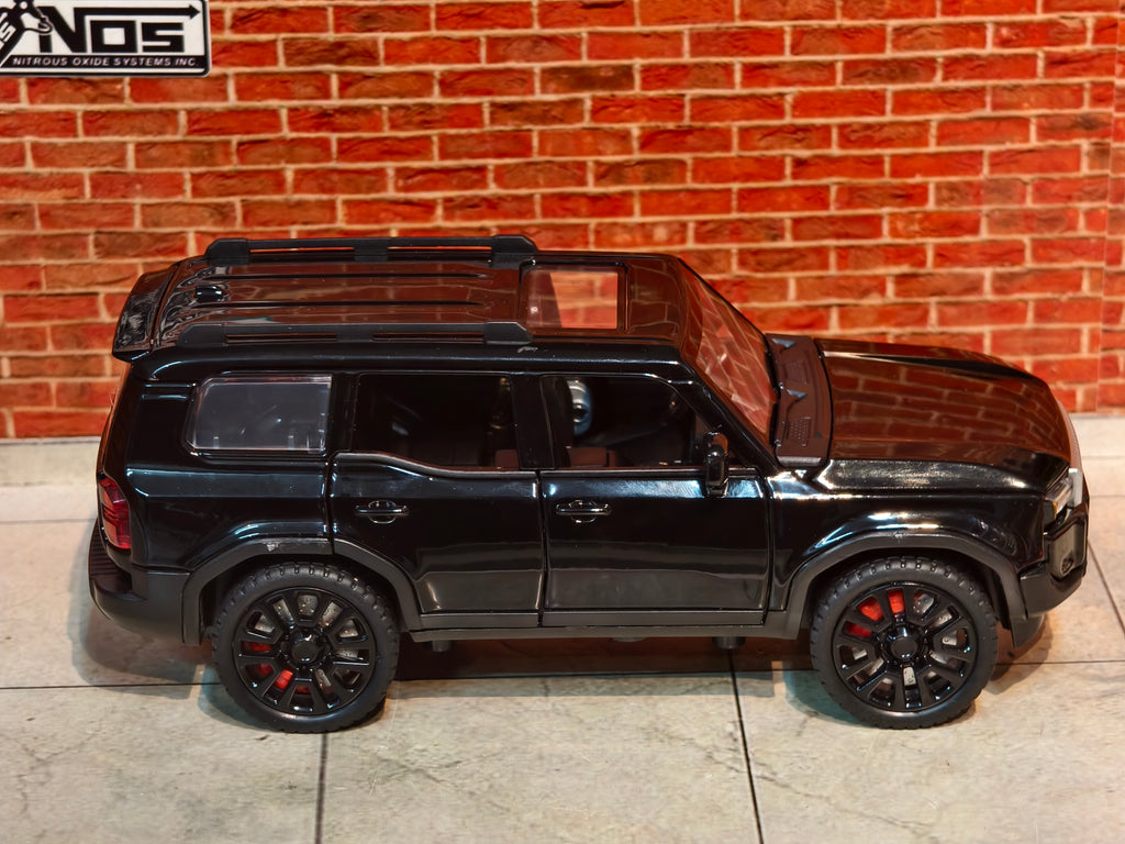 Toyota Land Cruiser Prado 1:32 Scale Premium Detailing