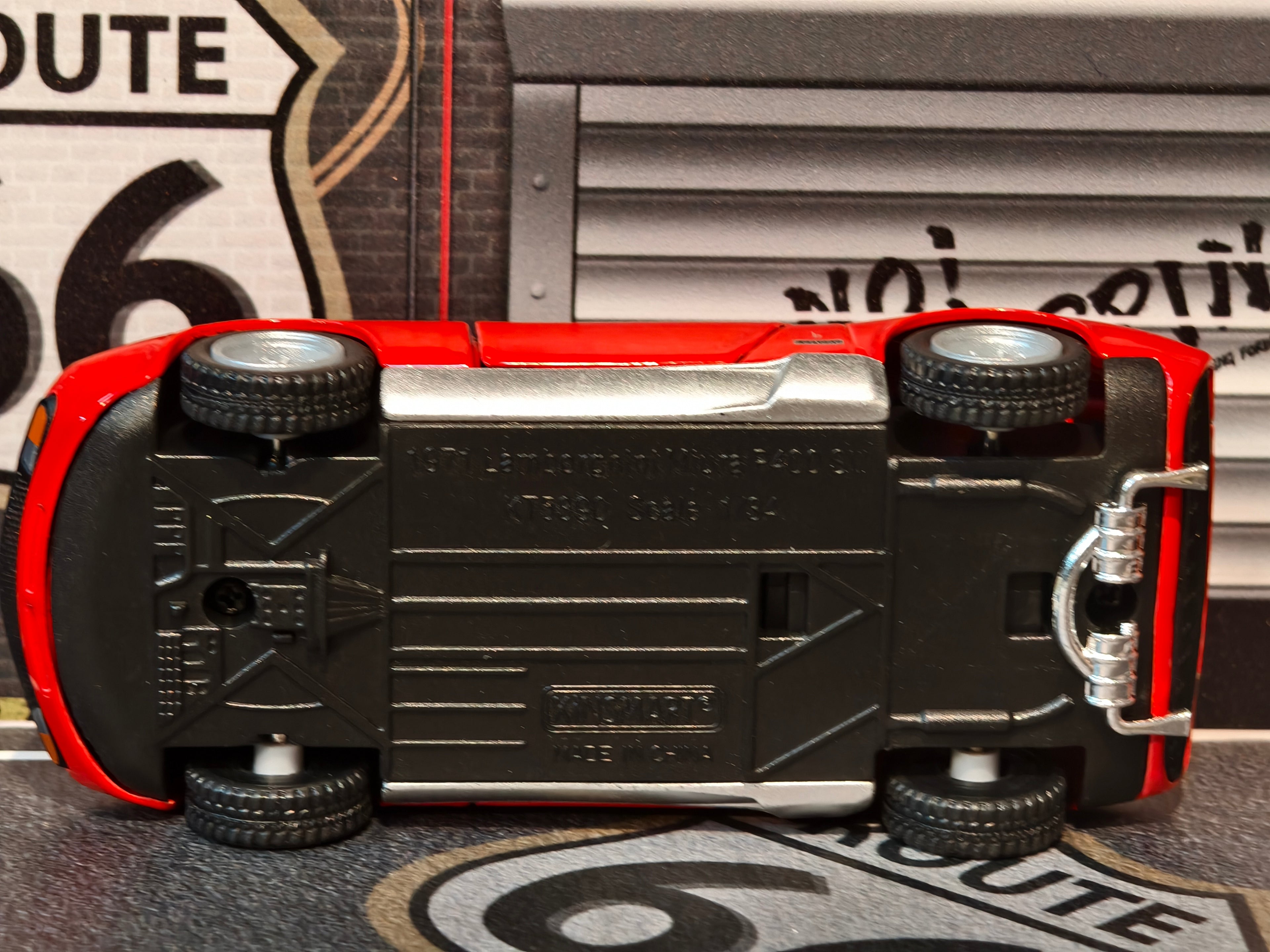 KINSMART OFFICIAL LICENSED 1971 Lamborghini Miura P400 SV KT5390 1:34 Scale