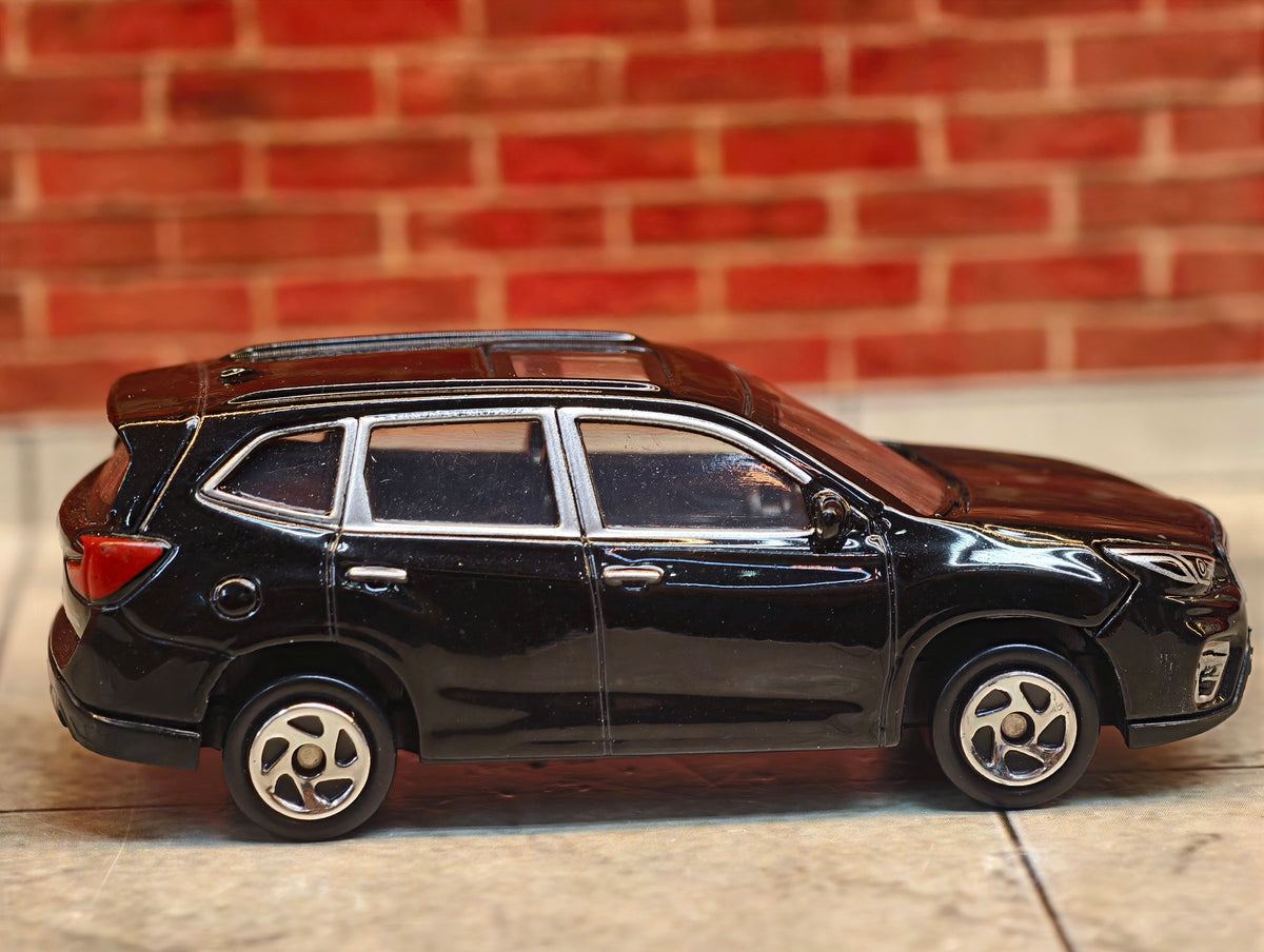 QY Official Subaru Forester (SK Series) 1:64 Scale with Working Suspension