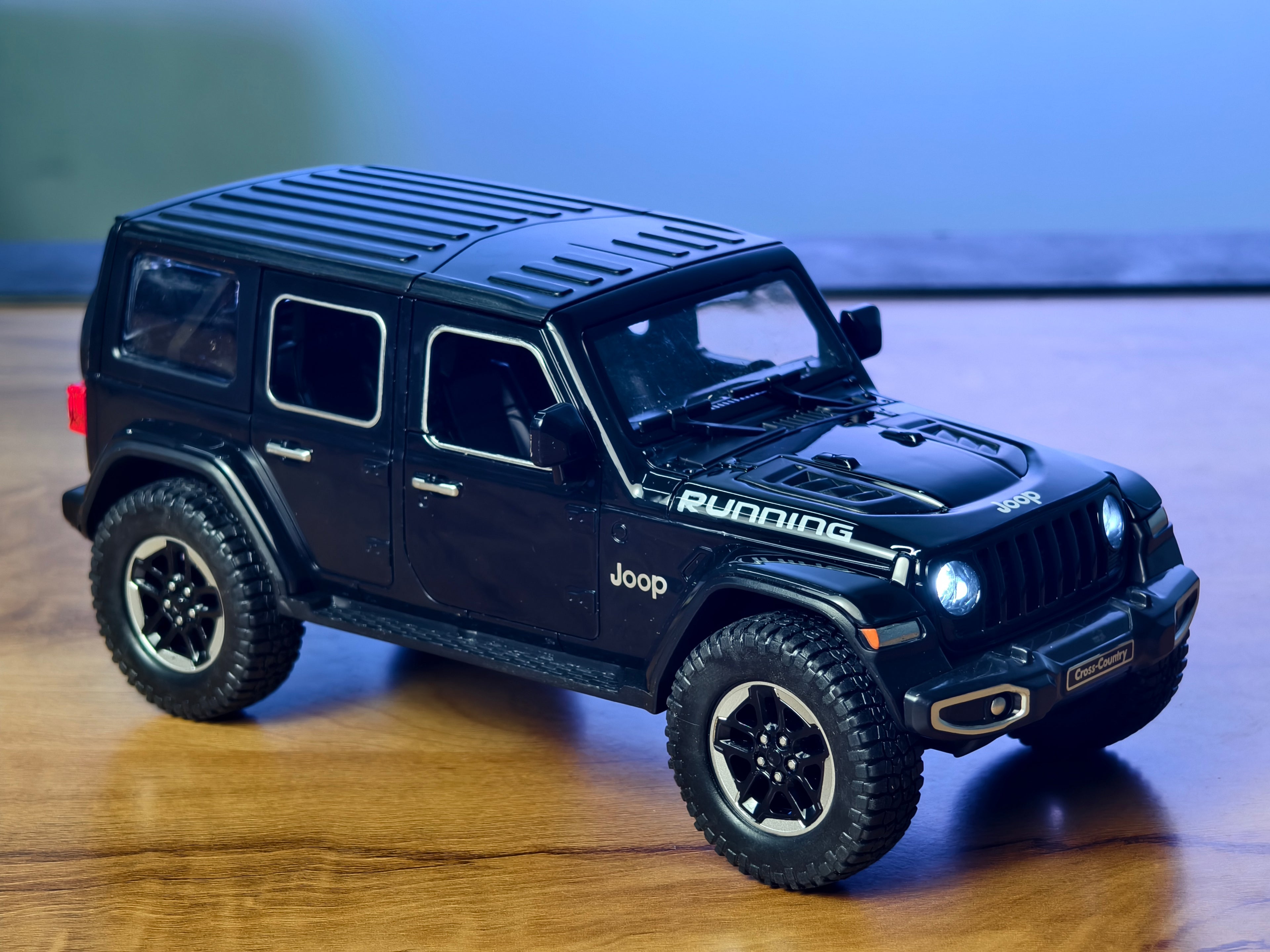 Jeep Wrangler Rubicon 1:24 Scale ABS Material Premium Detailing