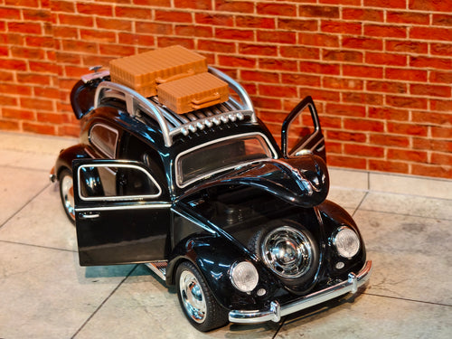 1:32 Classic Volkswagen Beetle Diecast Model Car with Opening Doors & Roof Luggage – Black