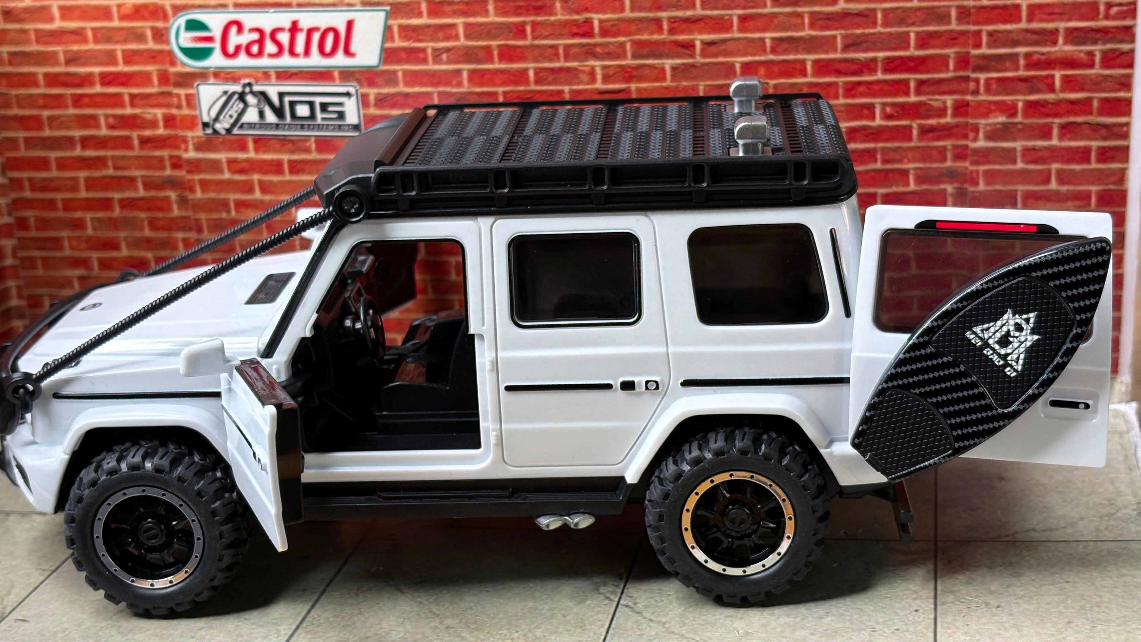 Mercedes G Wagon Brabus Modified 1:24 Scale Premium ABS Model