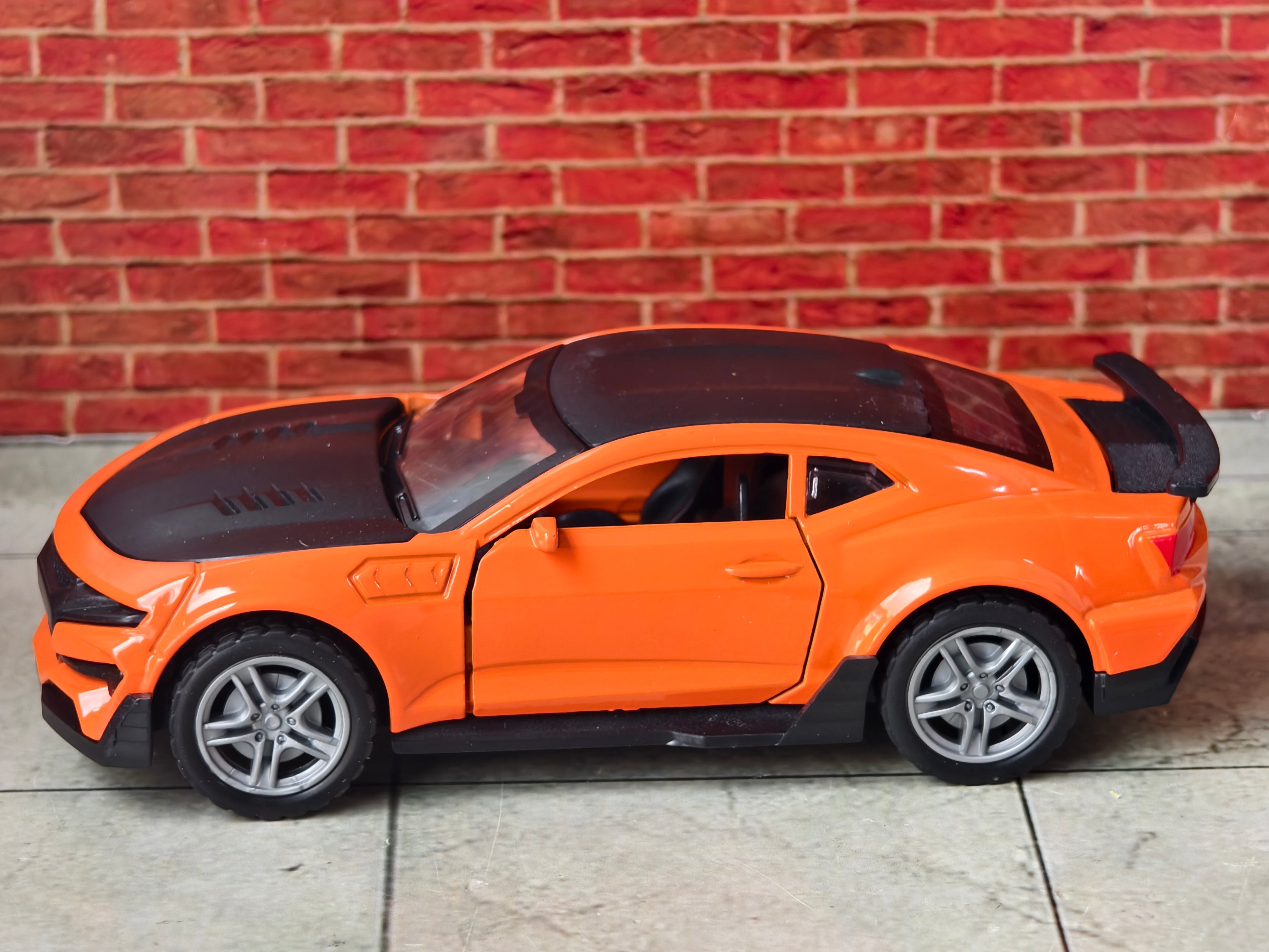 Chevrolet Camaro ZL1 1:36 Scale with Light & Sound