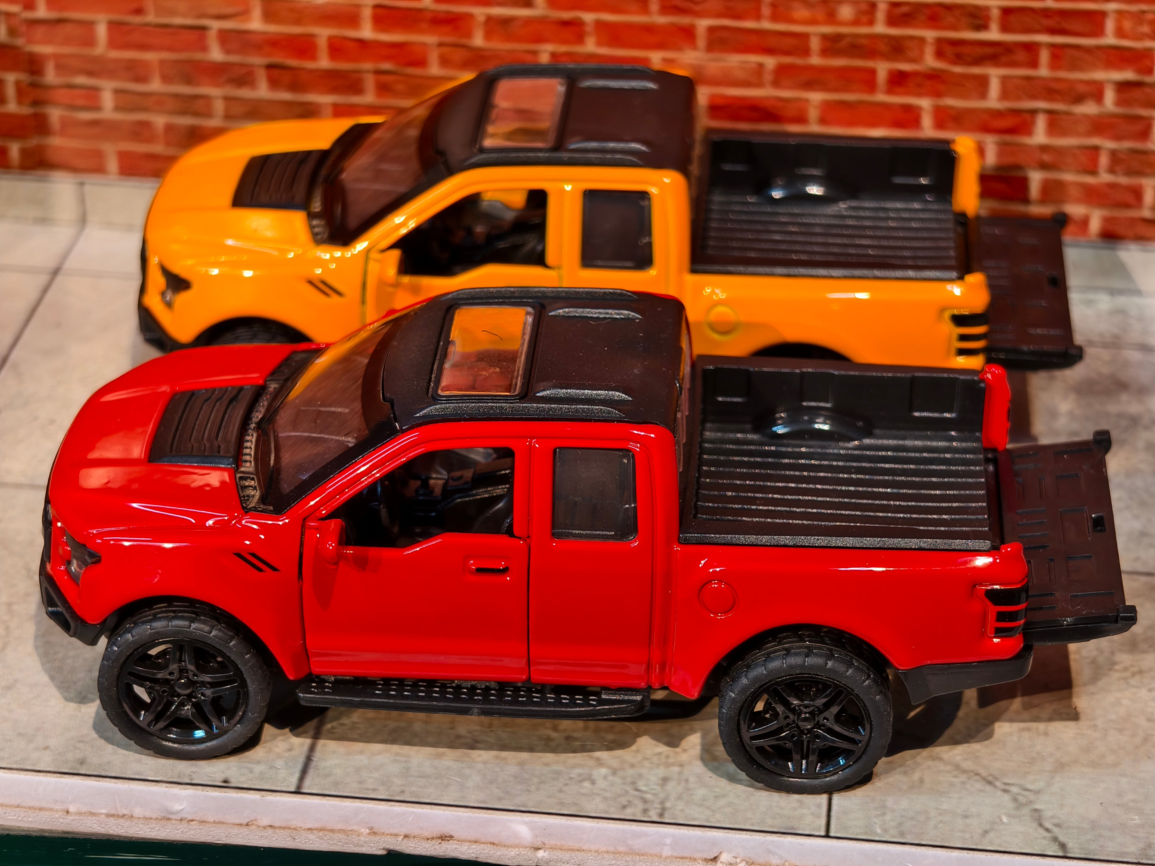FORD RAPTOR 1:36 SCALE