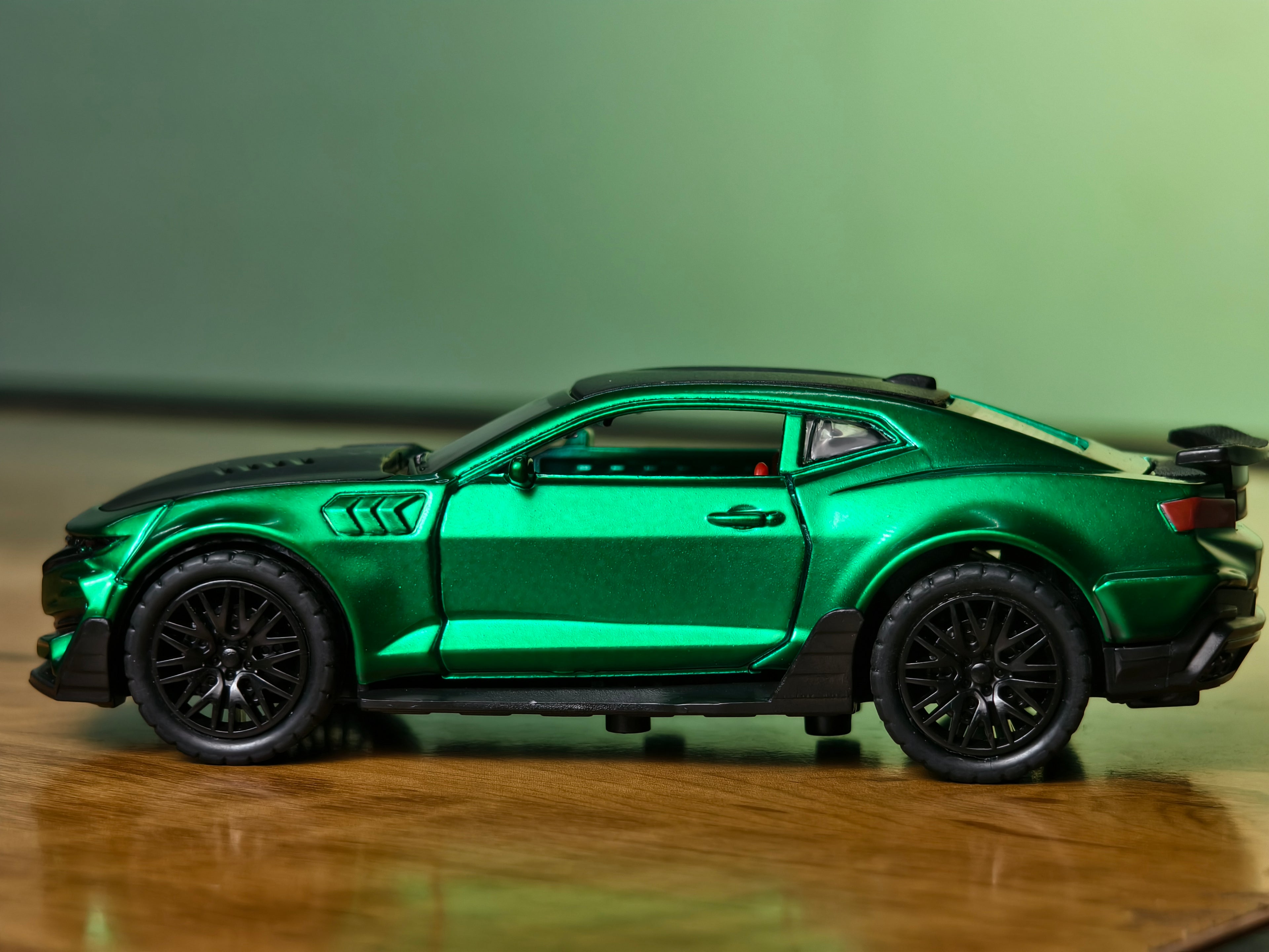 Chevrolet Camaro ZL1 1:36 Scale Premium Detailing