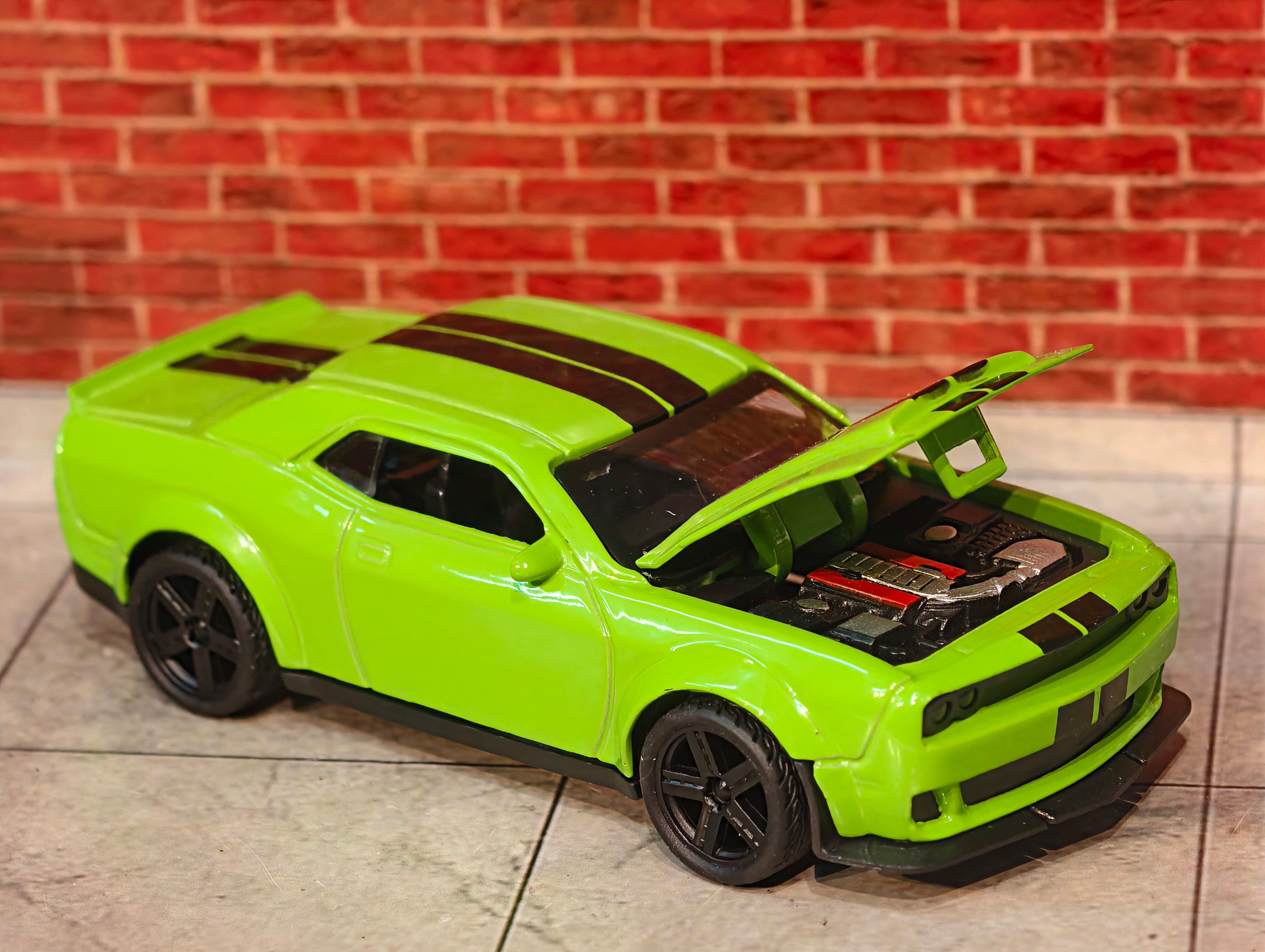 1:36 Scale Hood Openable Cars Premium detailing