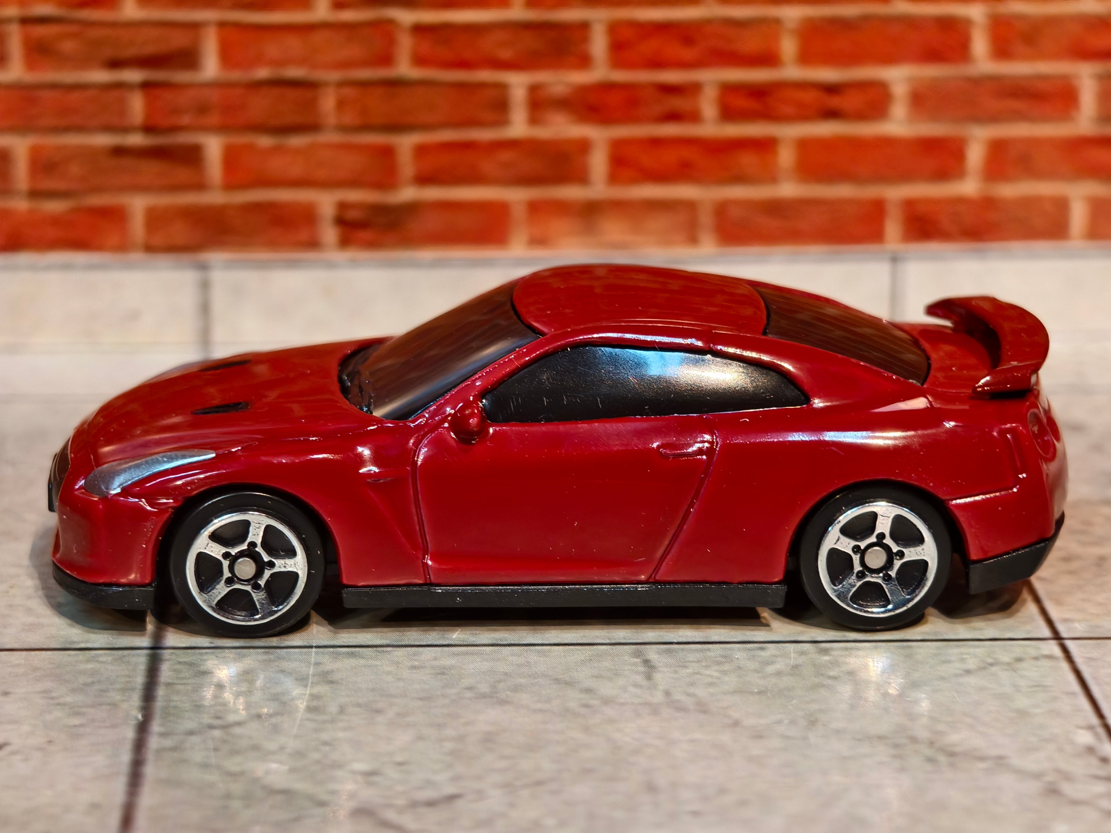 RMZ Official Licensed Nissan GTR - R35 1:64 Scale