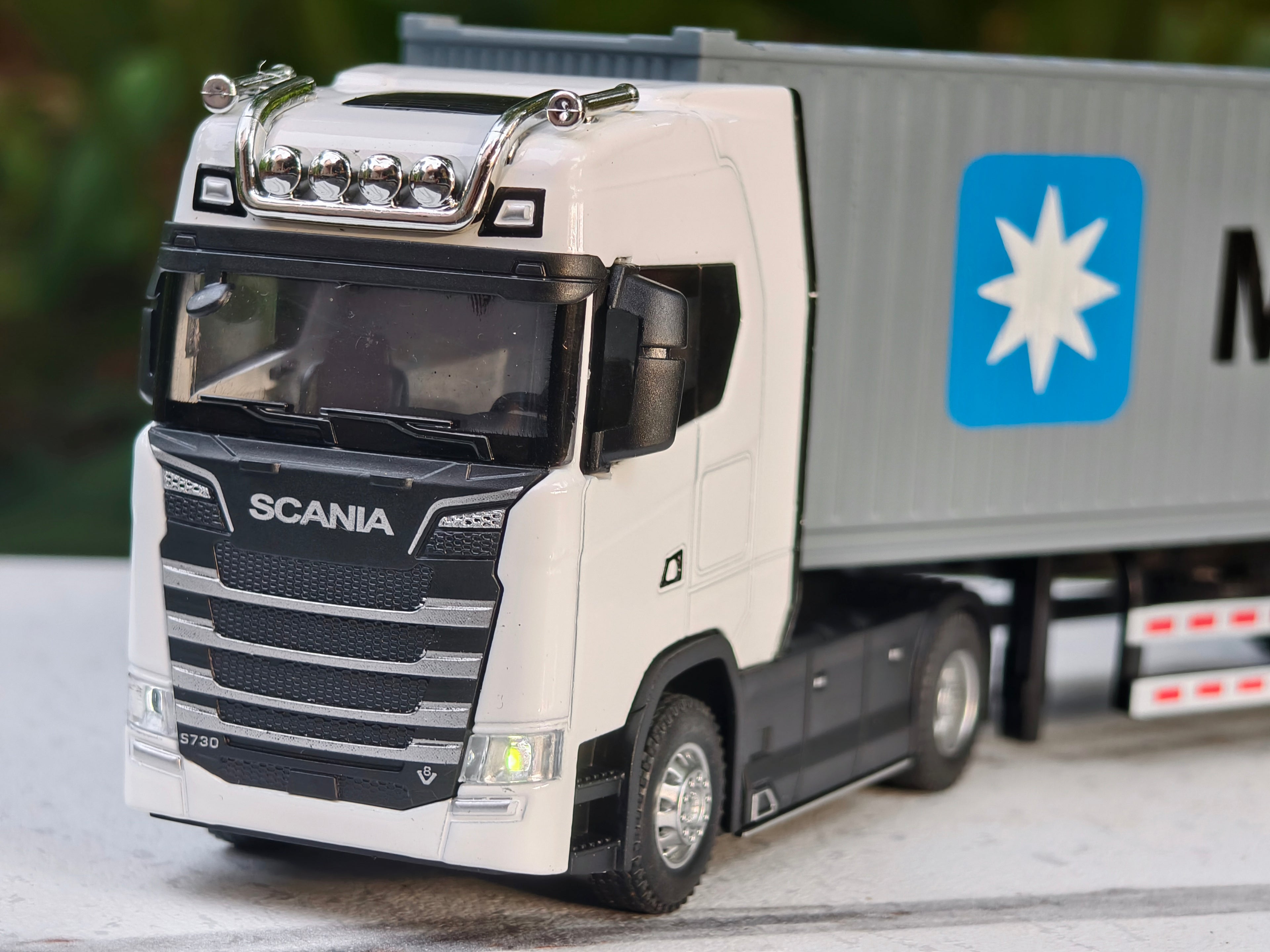 Scania S730 V8 (Tractor-Trailer) 1:50 Scale Big Size Truck