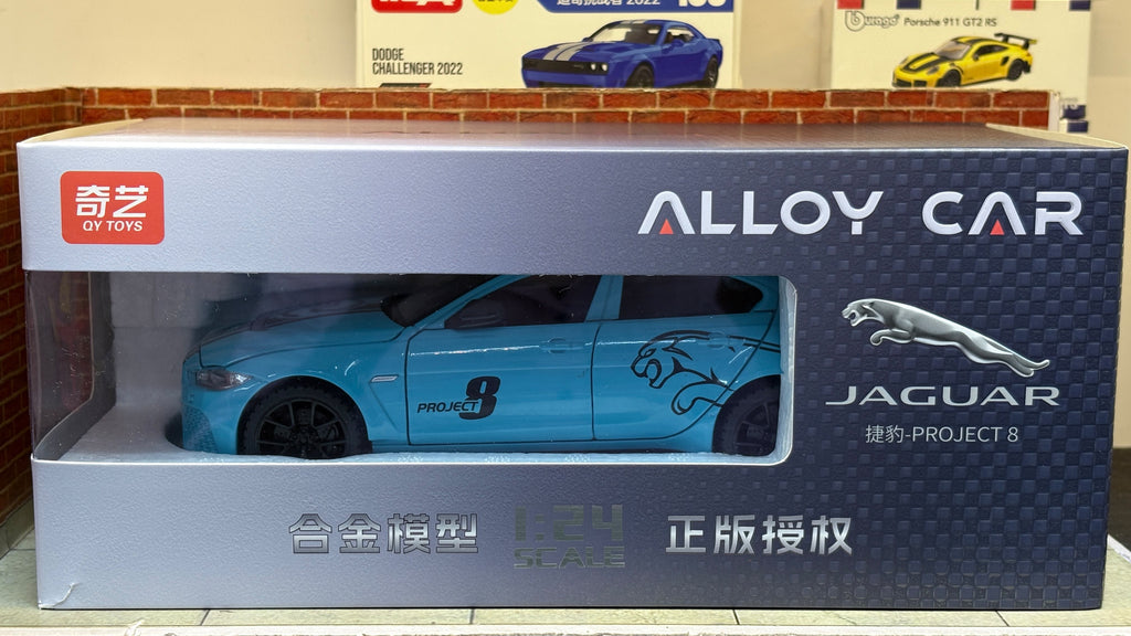 QY Official Licensed Jaguar Project 8 1:24 Scale