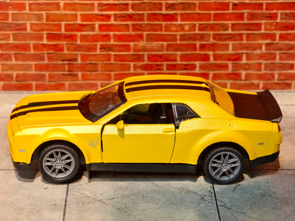Dodge Challenger SRT 1:36 Scale