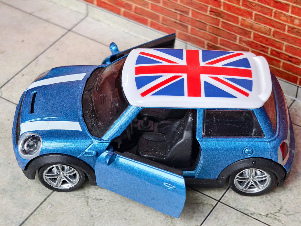 Mini Cooper S 1:32 Scale