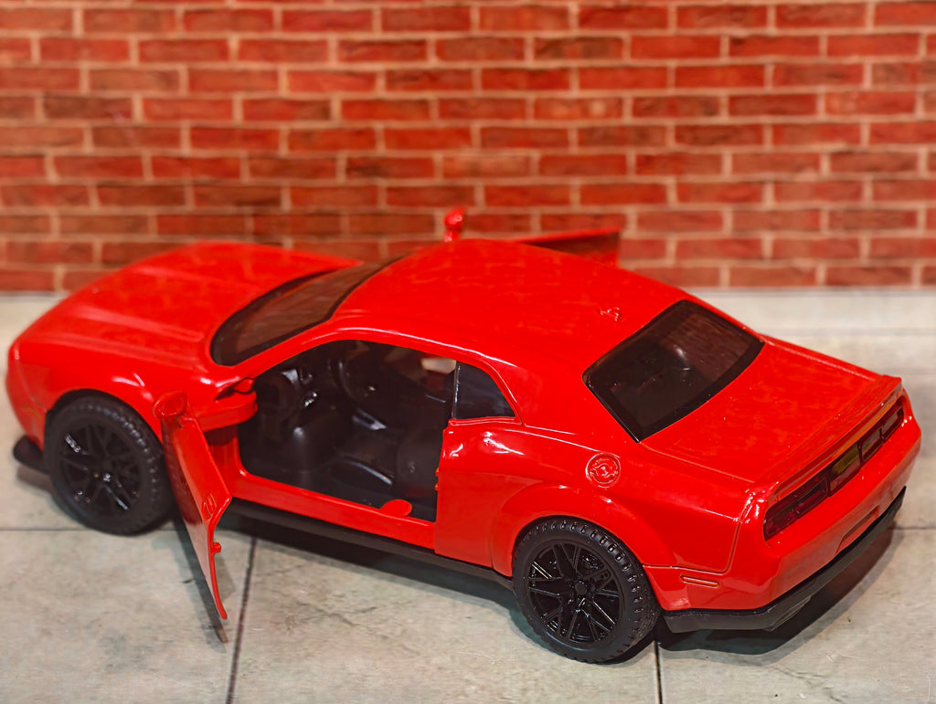 Dodge Challenger 1:32 Box Piece