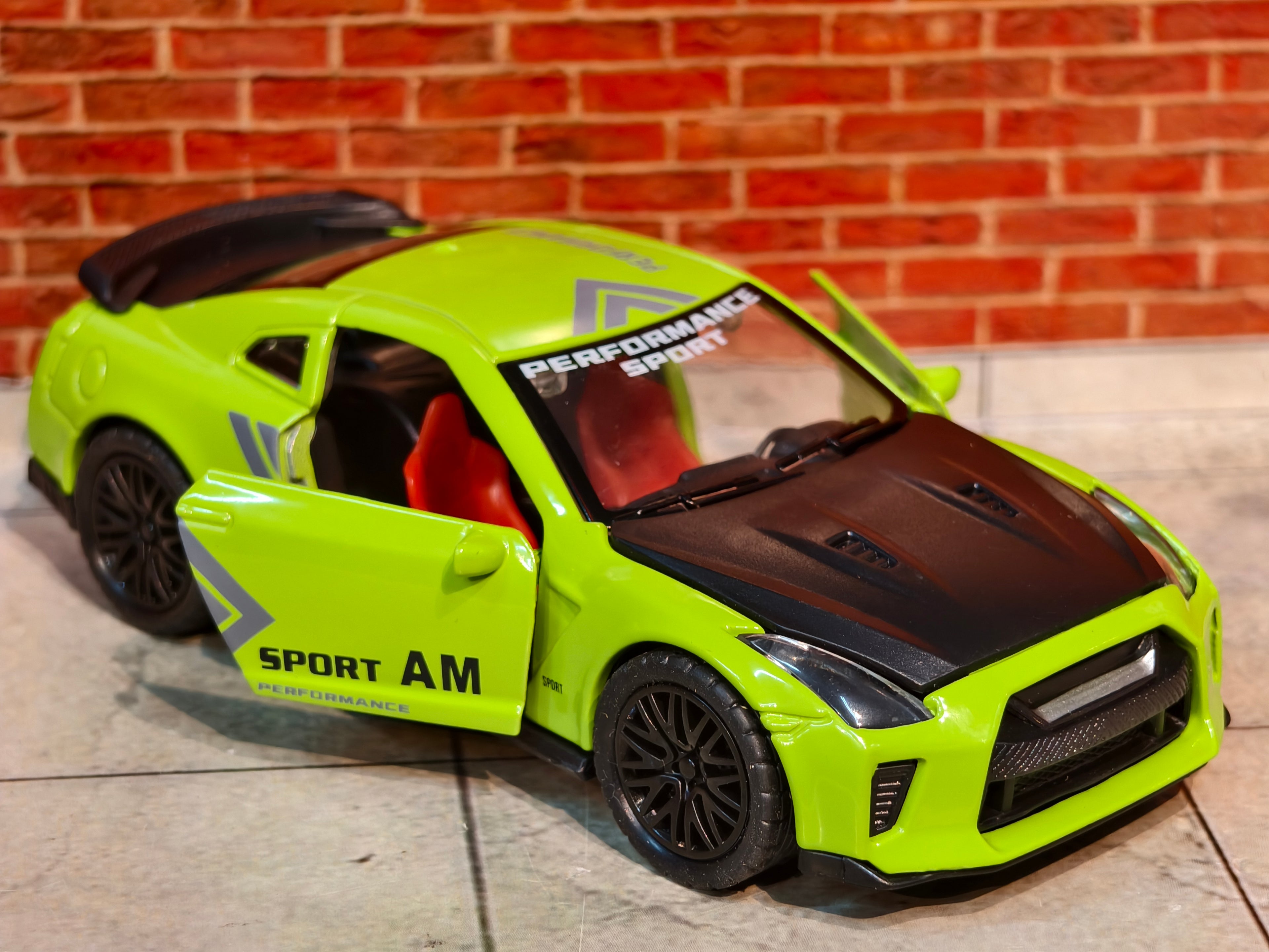 Nissan GT-R (R35) Performance Sport Edition 1:36 Scale