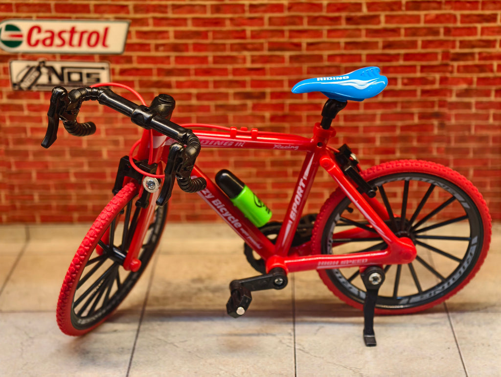 Mountain Bike 1:8 Scale ABS model