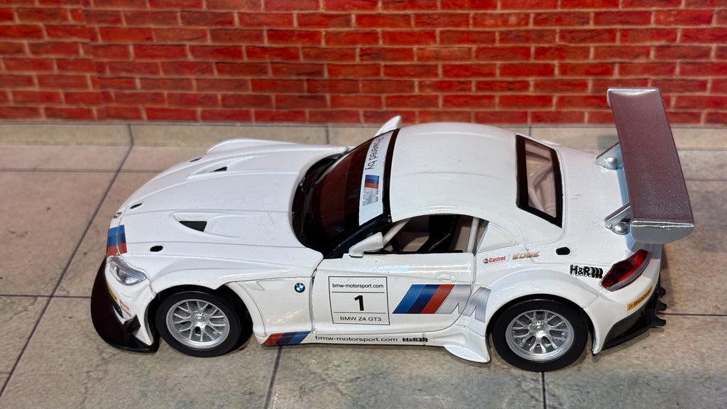 MSZ Official Licensed BMW Z4 GT3 1:32 Scale Track Car