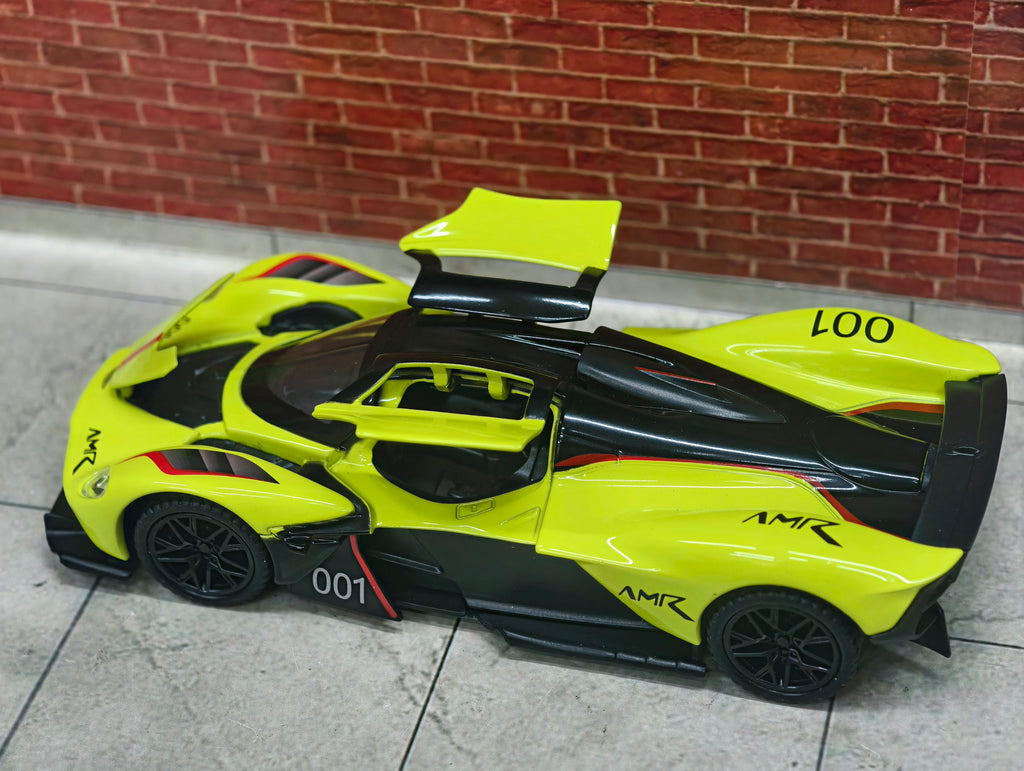Aston Martin Valkyrie AMR Pro 1:32 Scale