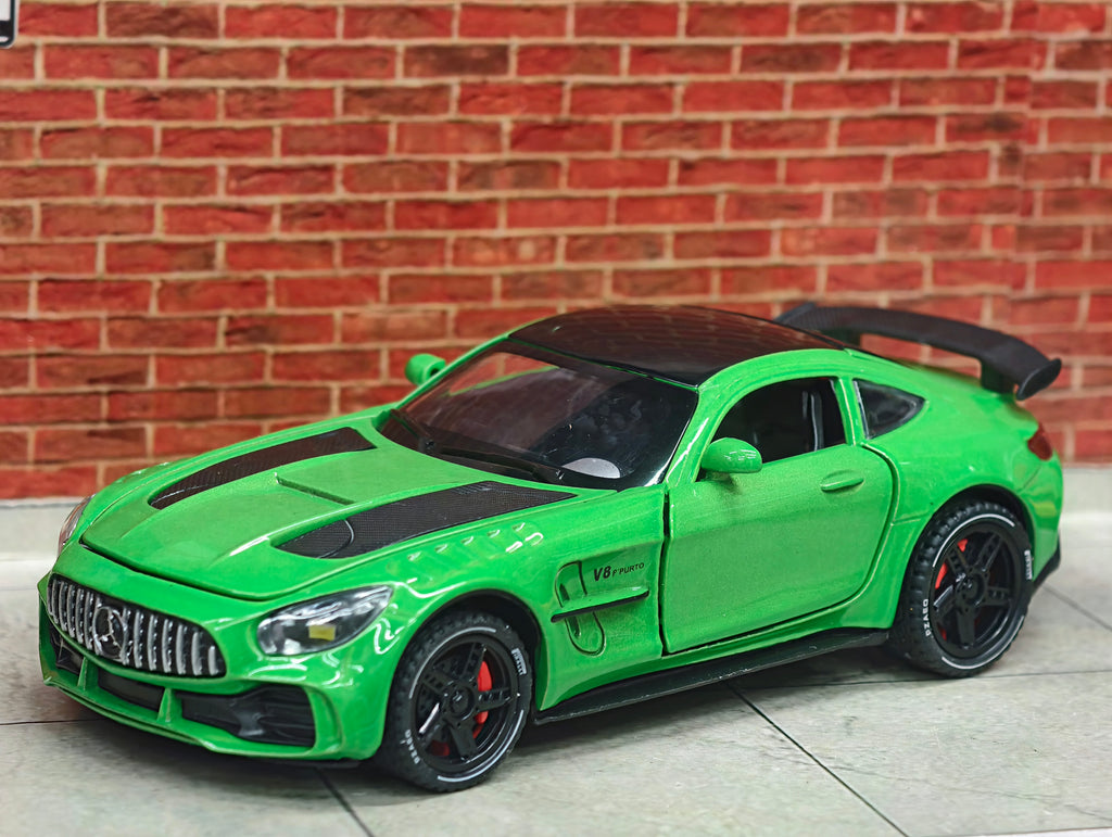 Mercedes Benz AMG 1:32 Scale Premium Detailing
