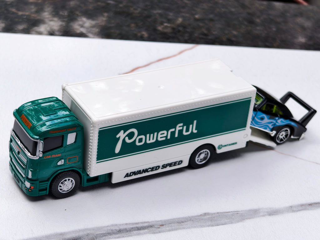 Transport Set 1:64 Green and White with Car