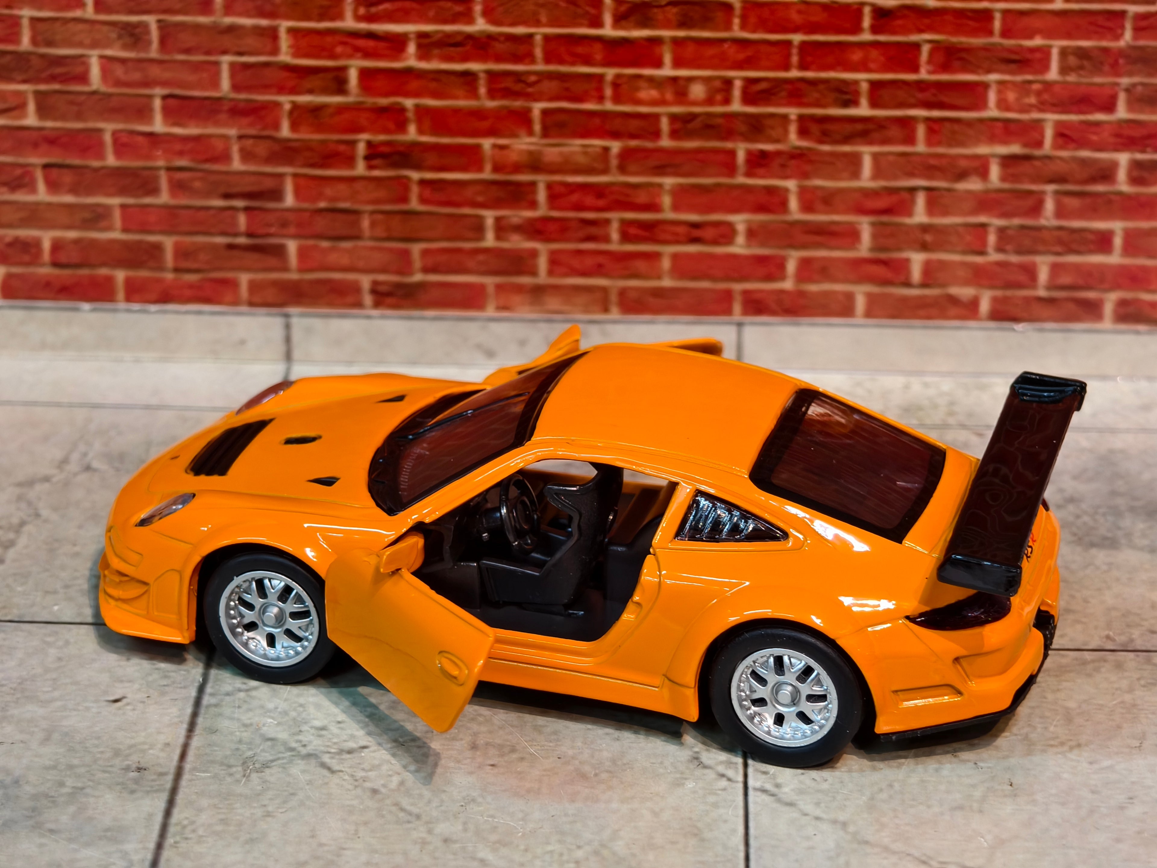 MSZ Official Licensed PORSCHE 911 GT3 RSR 1:39 Scale