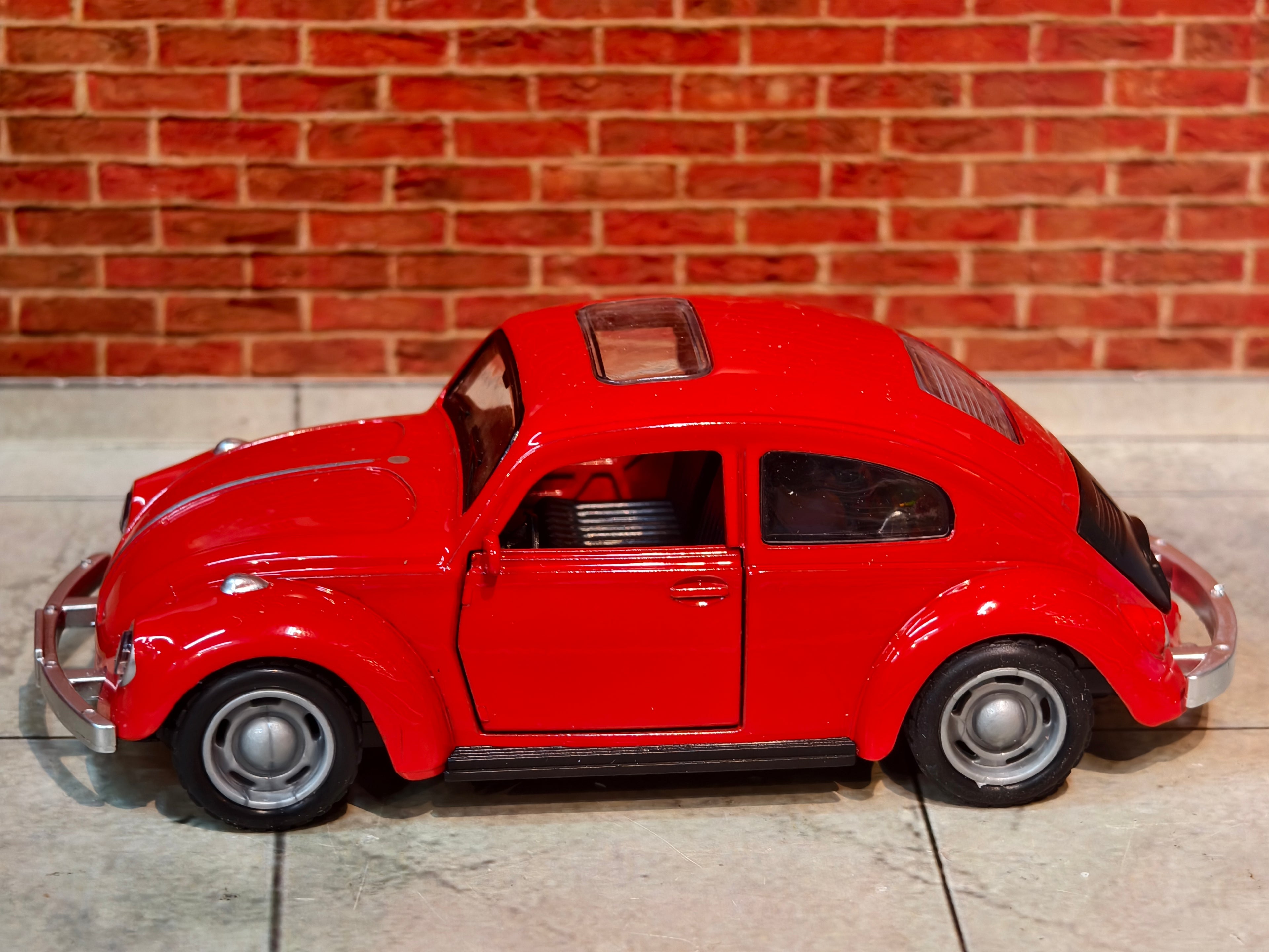 VOLKSWAGEN CLASSIC BEETLE (TYPE 1)1:36 PREMIUM MODEL