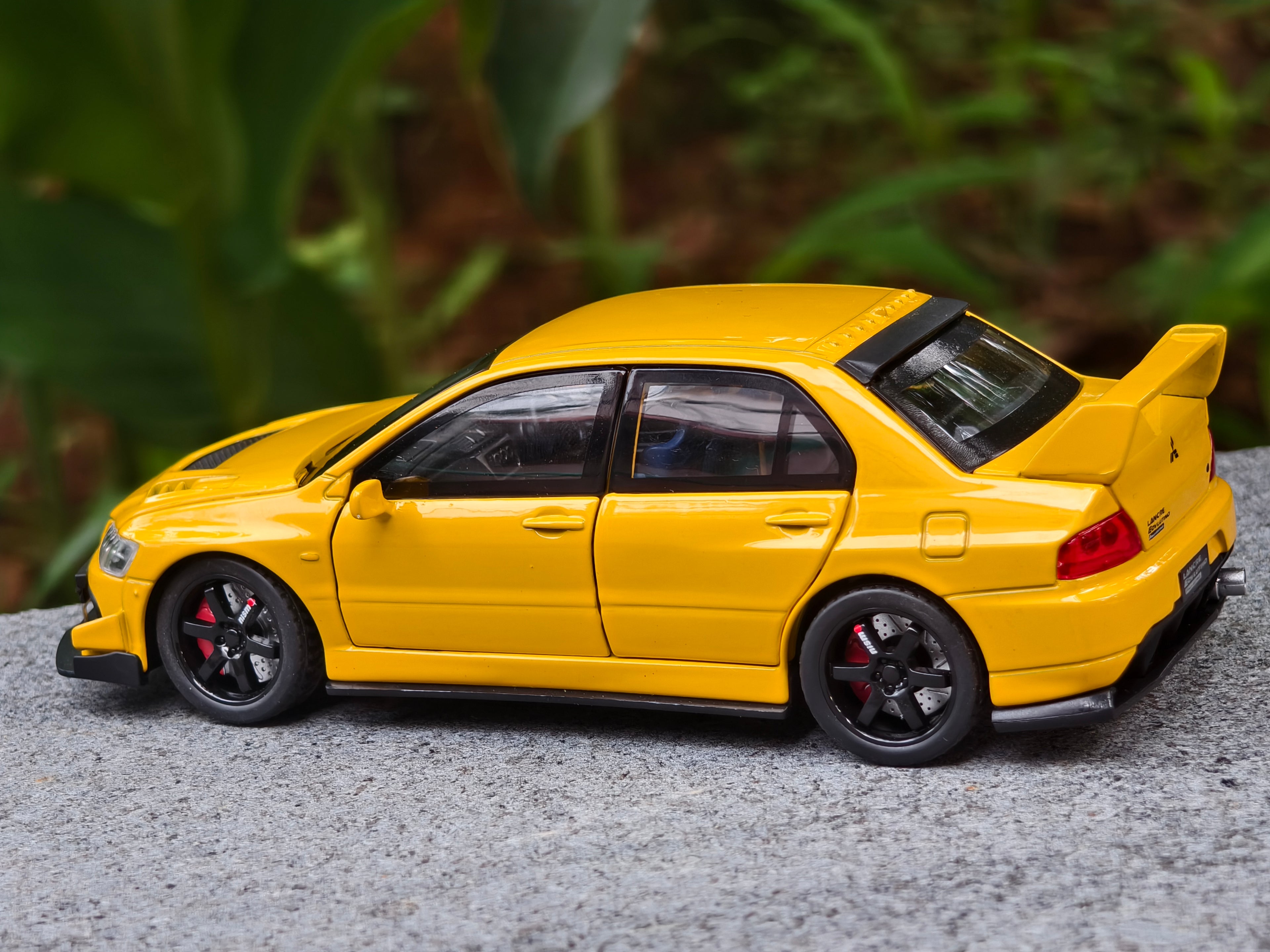 Lancer Evolution 1:32 Scale Premium Detailing