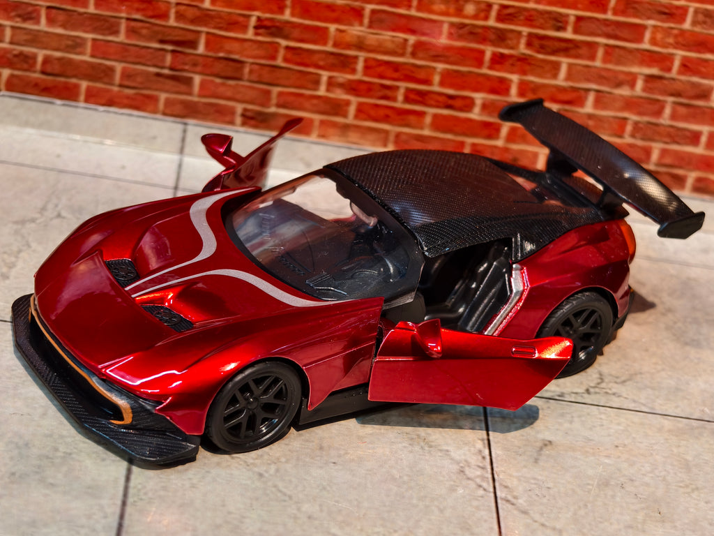 Aston Martin Vantage GT 4 1:36 Scale