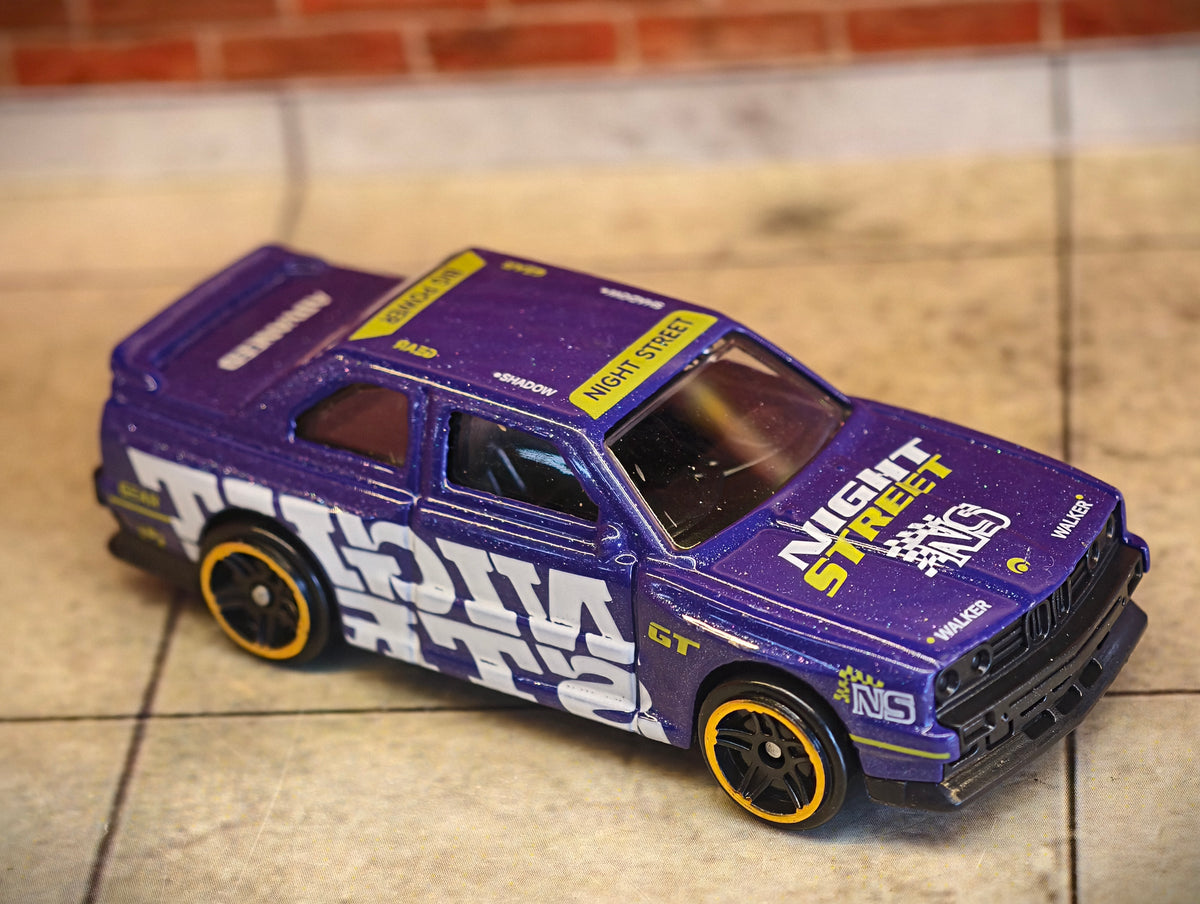 BMW E30 1:64 Scale