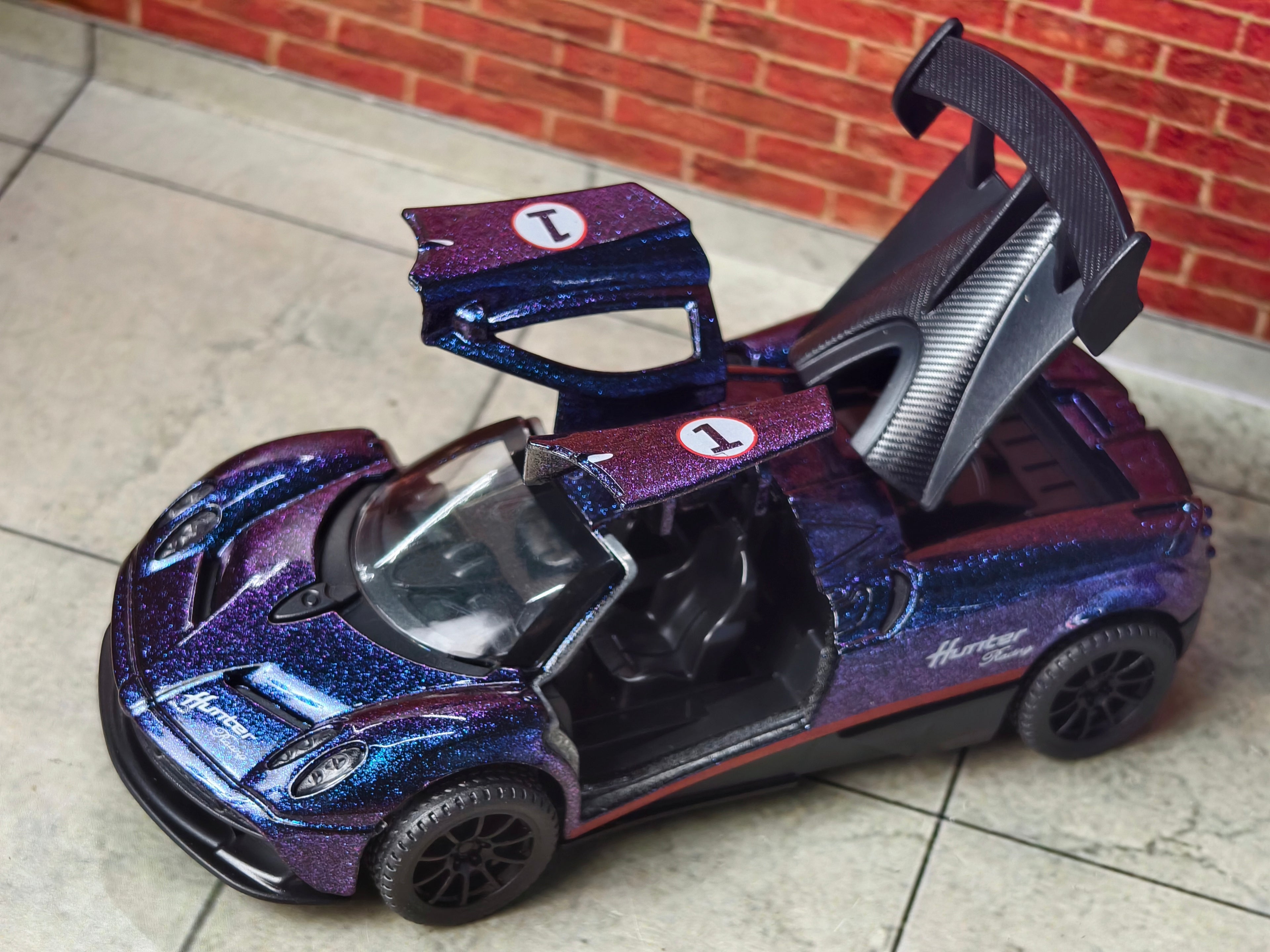 Pagani Huayra 1:36 Scale 3 Doors Openable