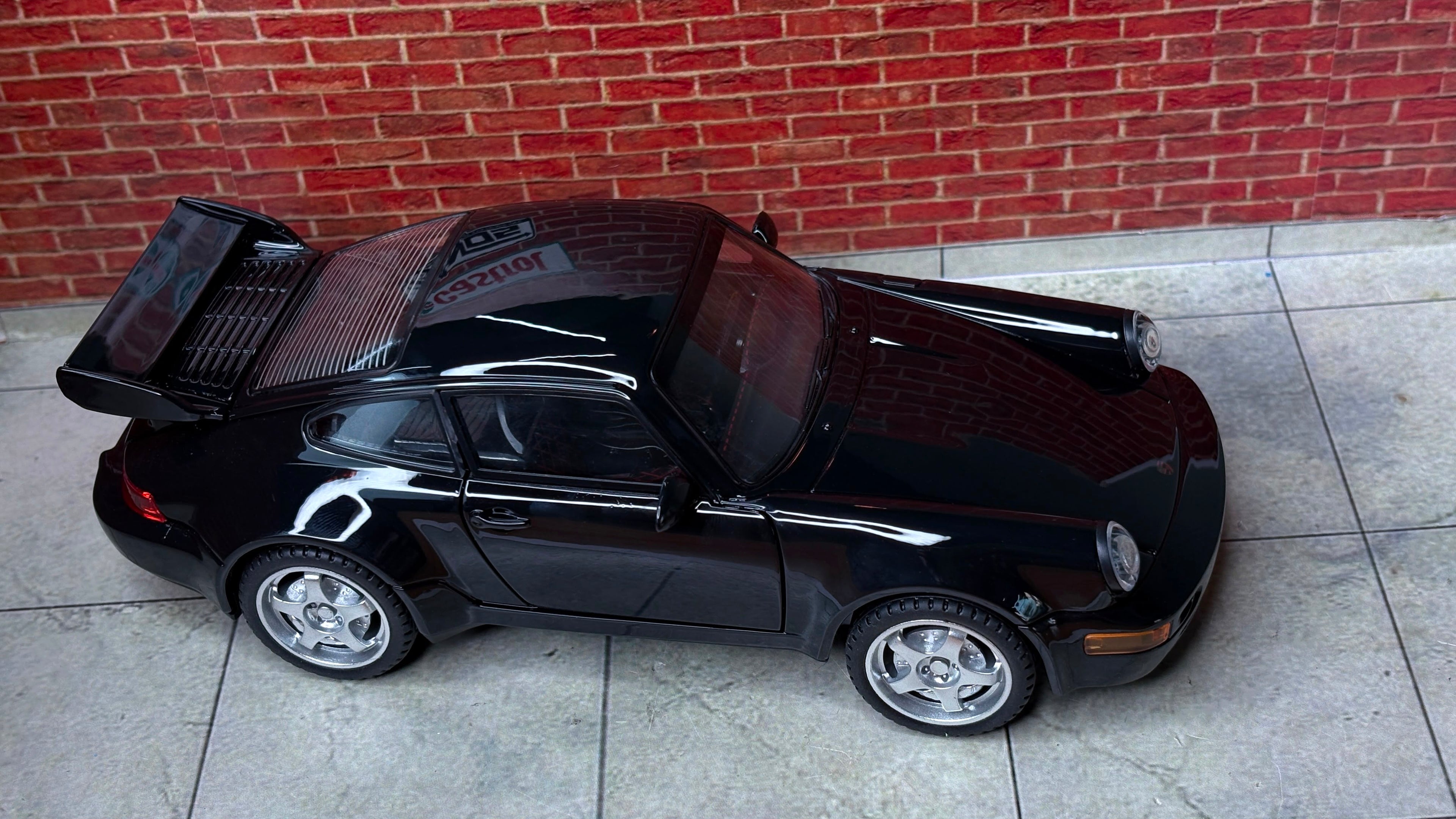 Porsche 911 (964) Turbo 1990 s 1:24 ABS Premium Detailing