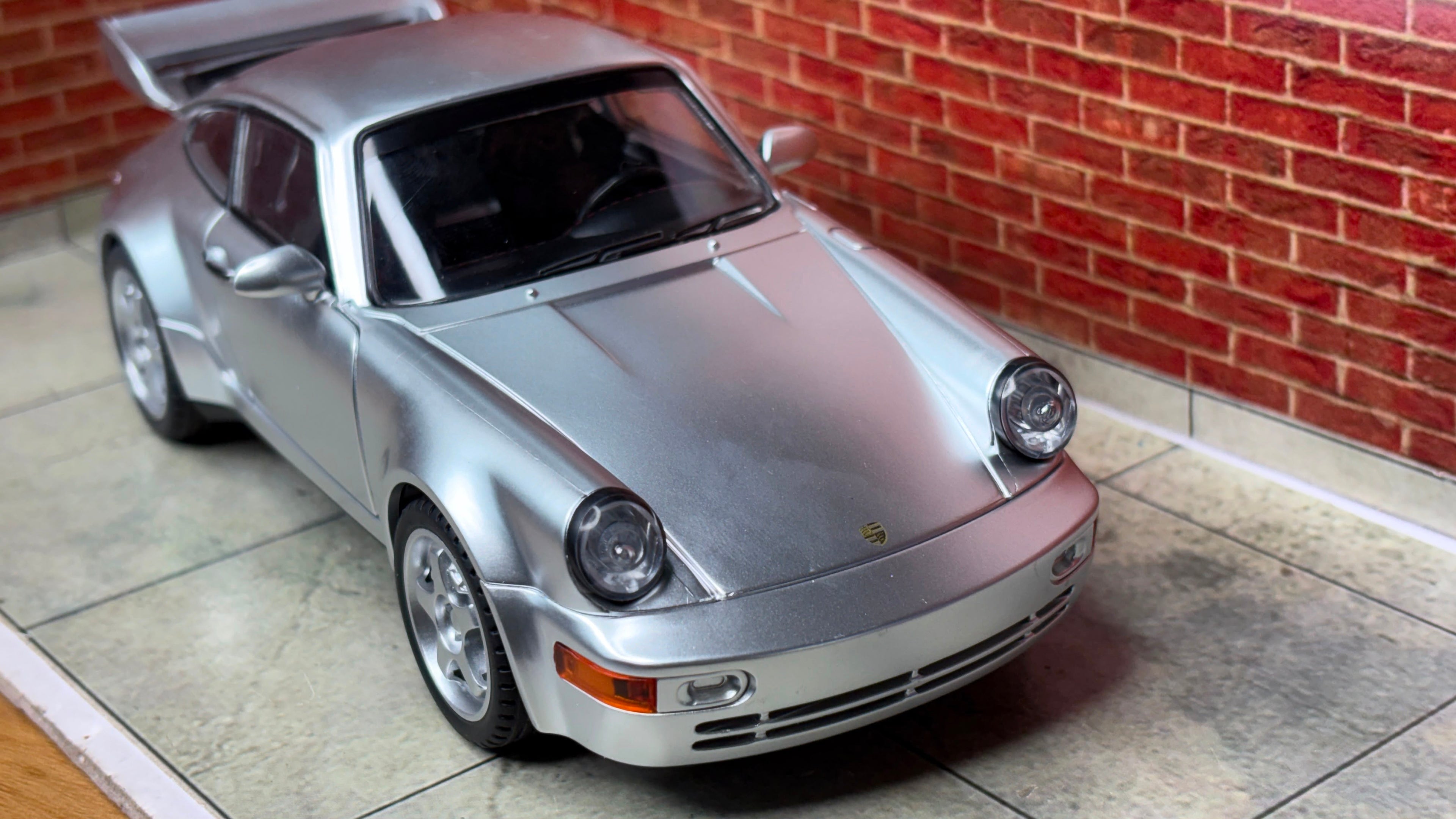 Porsche 911 (964) Turbo 1990 s 1:24 ABS Premium Detailing