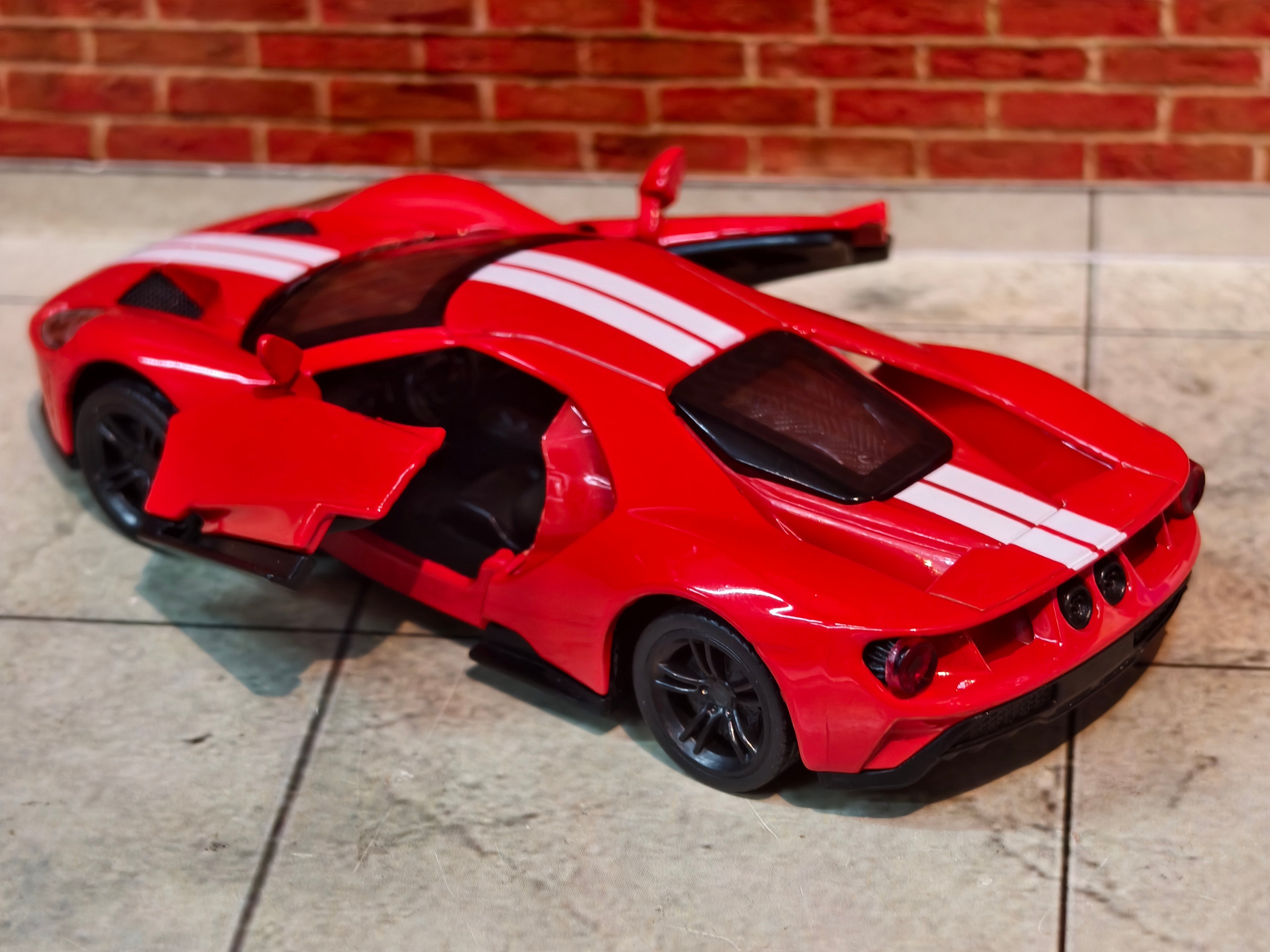 MSZ Official Licensed Ford GT 2017 1:42 Scale