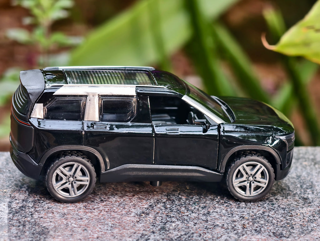 Tata Sierra 1:36 Scale Premium Detailing