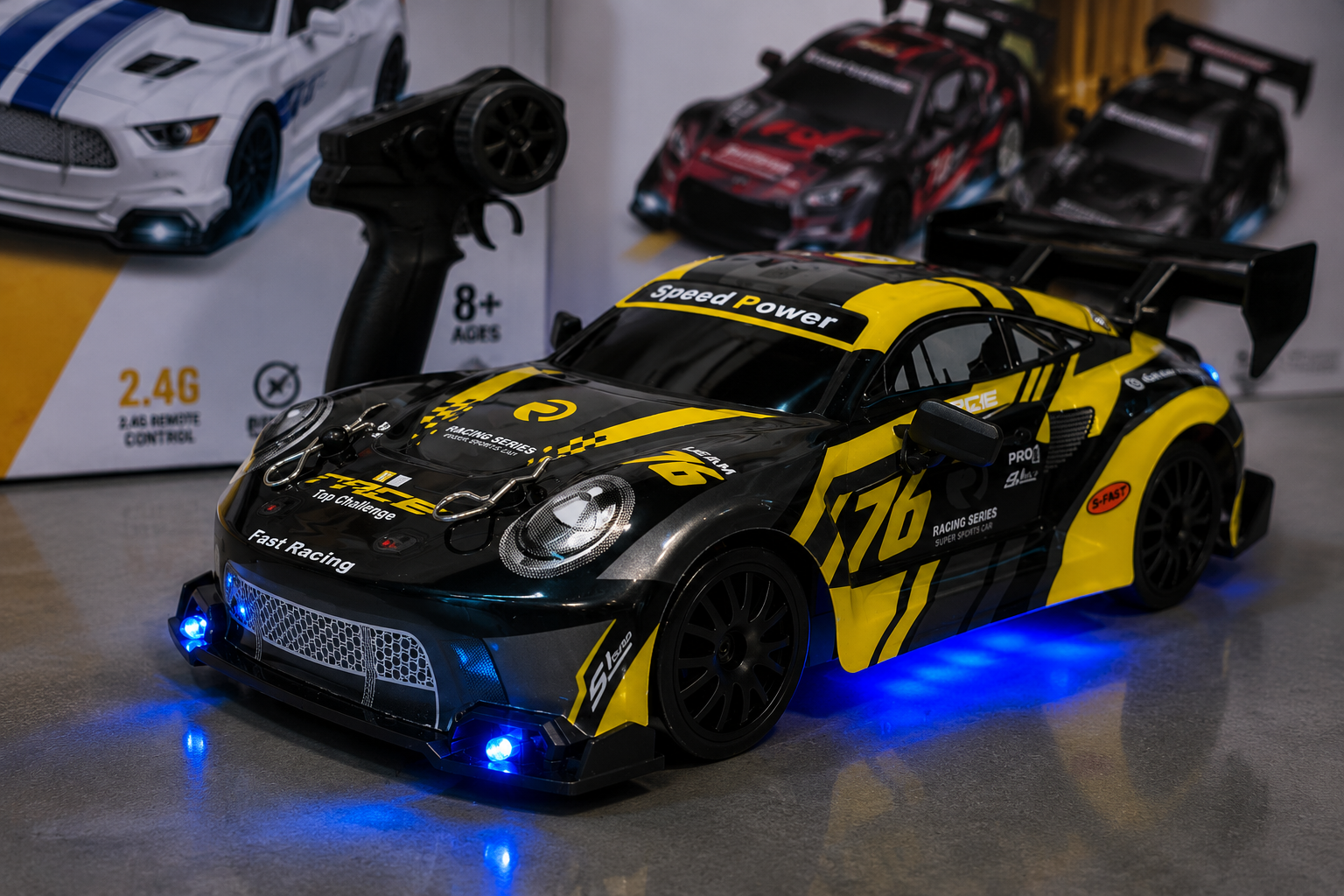 4WD Drift RC 20 Kmph 1:24 Scale with Proportional Acceleration and Speed Adjustments