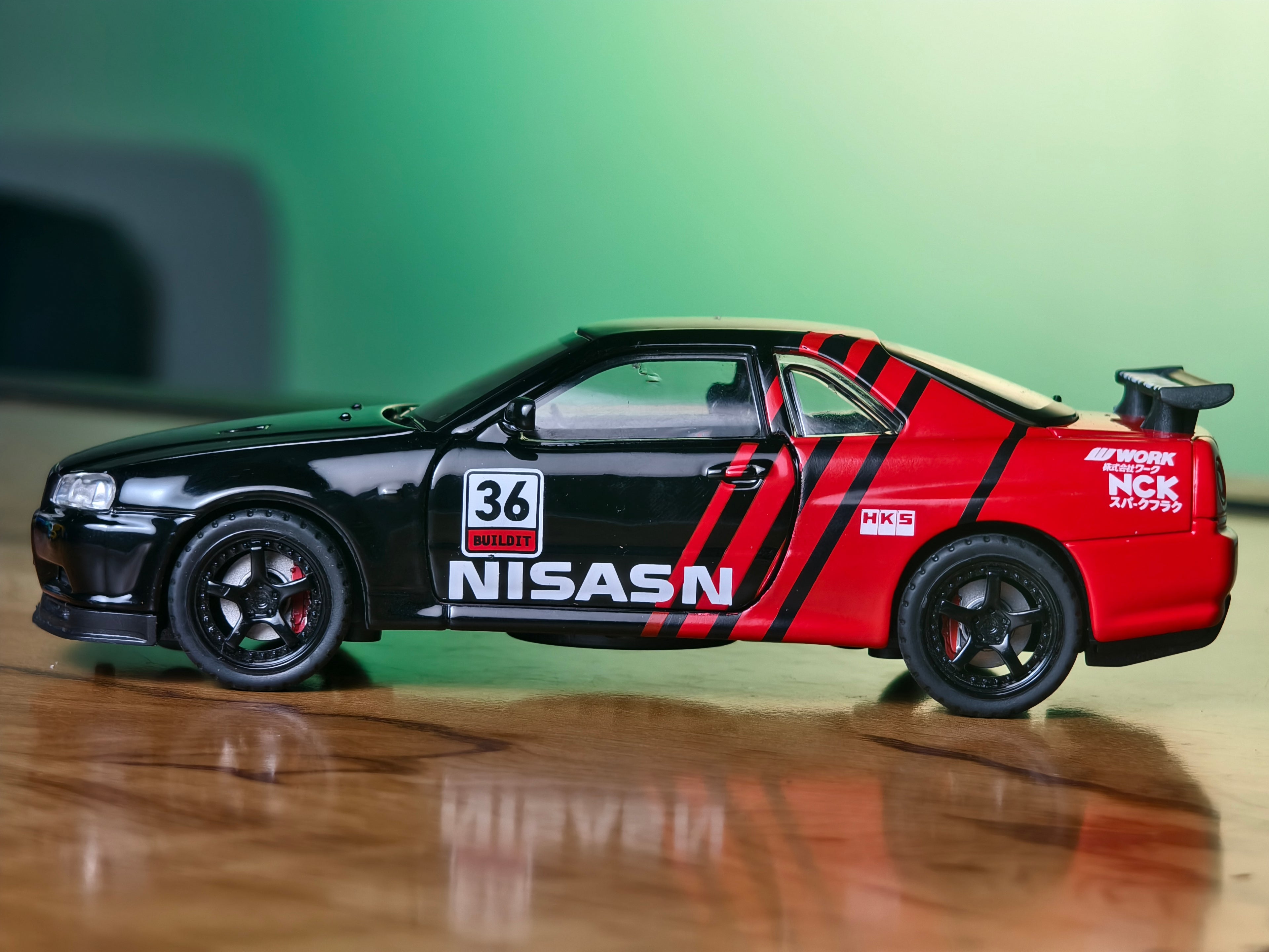 Nissan Skyline GTR R-34 Racing Livery Edition 1:32