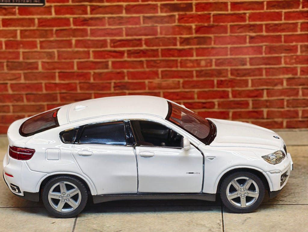 Kinsmart Official Licensed BMW X6 1:38 Scale