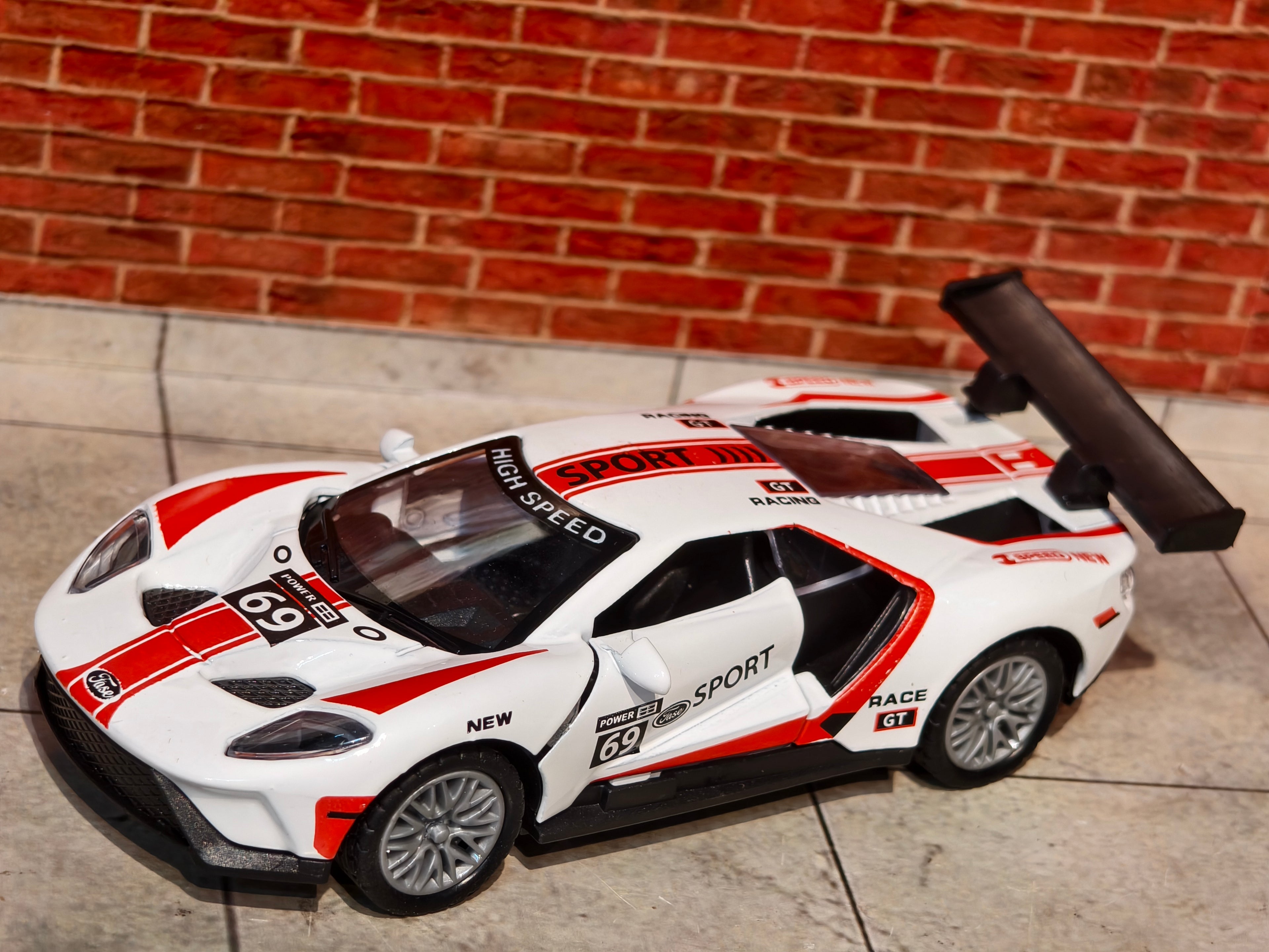 Ford GT 2017 1:36 Scale Racing Edition
