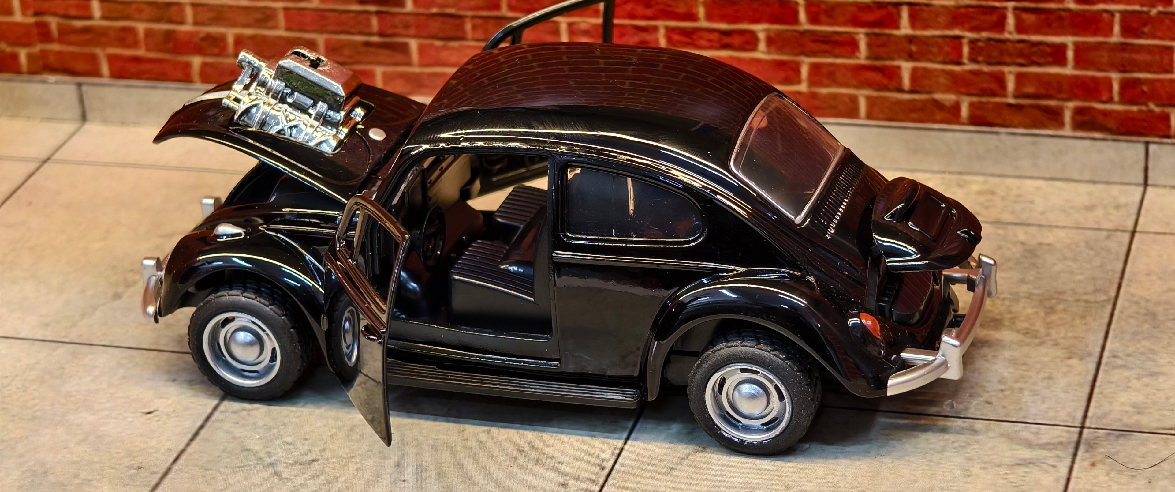 Volkswagen Beetle Super Charger Model 1:32 Scale