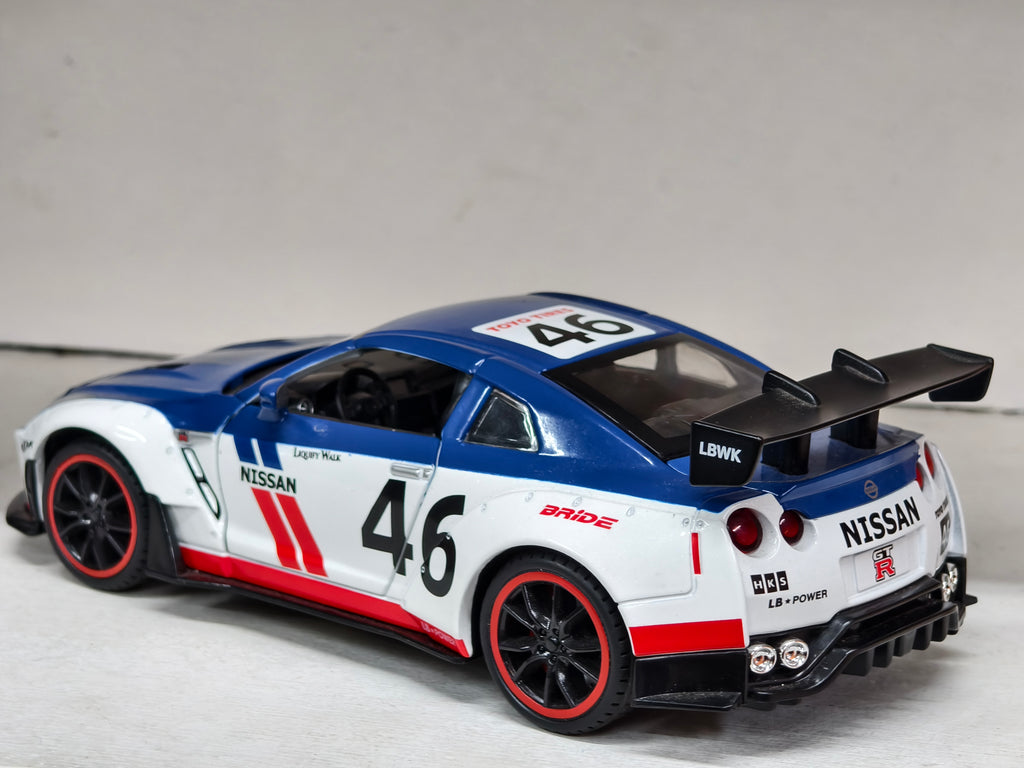Nissan GTR R35 Rally Edition 1:24 Scale