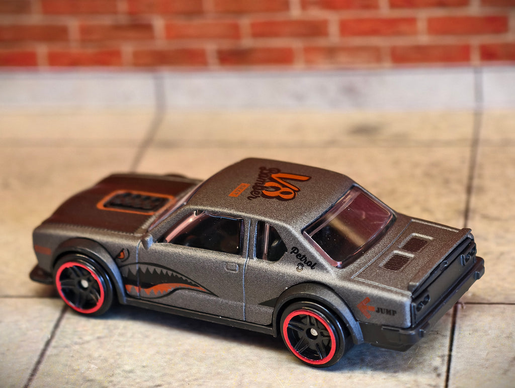 Nissan Skyline H/T 2000 GTR 1:64 Scale