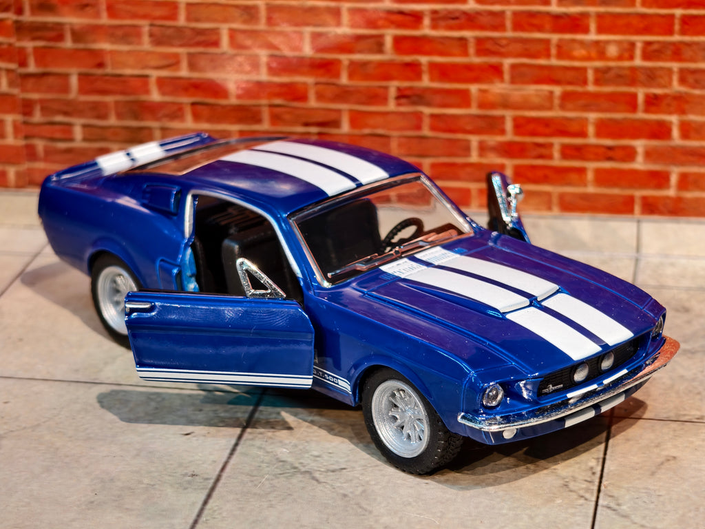 Kinsmart Official Licensed 1967 Shelby GT-500 1:38 Scale
