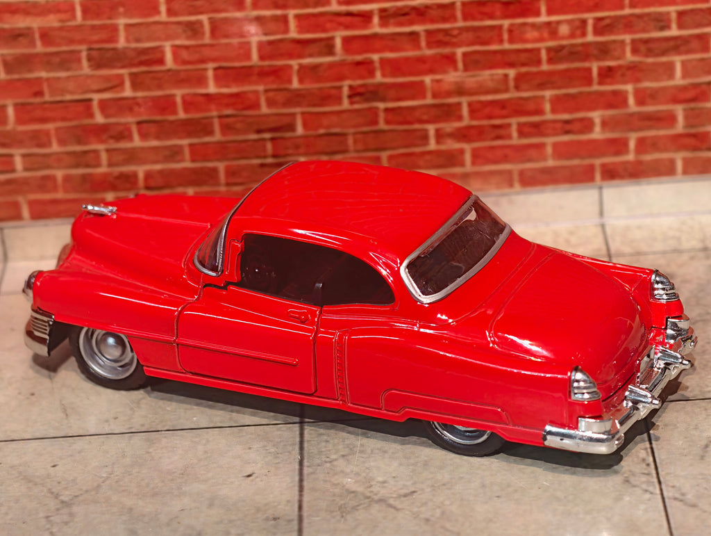 1955 Cadillac Coupe DeVille 1:32 Scale