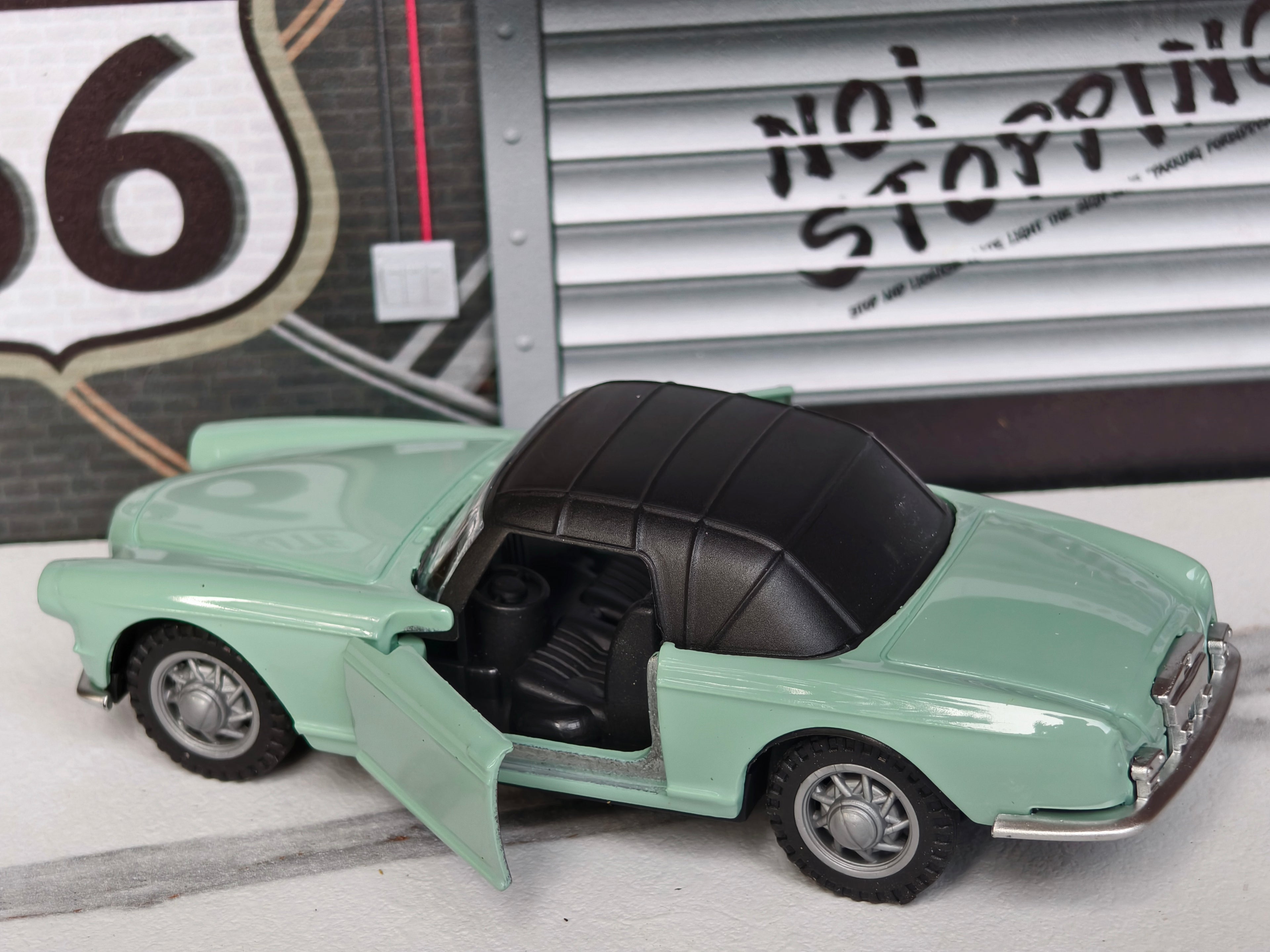 BMW 503 Convertible 1:36 Scale Classic Car