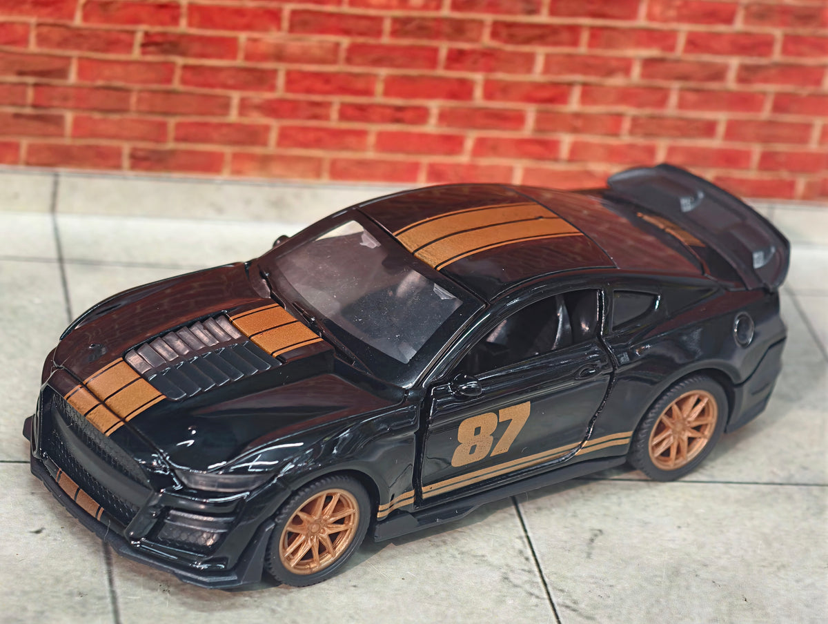 Ford Mustang Shelby GT500 1:36 Scale Premium Detailing
