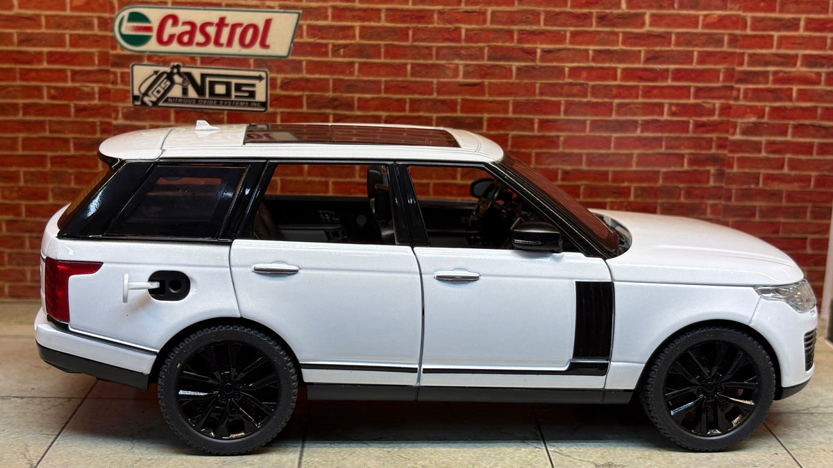 QY Official Licensed Land Rover Range Rover 50th Anniversary Edition 1:24 Scale Premium Detailing