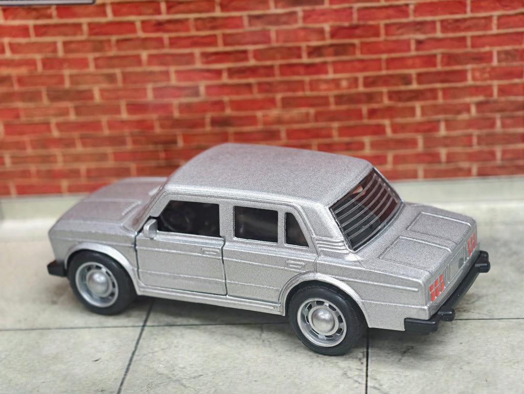 Fiat 1100-D 1:36 Scale Premium Detailing