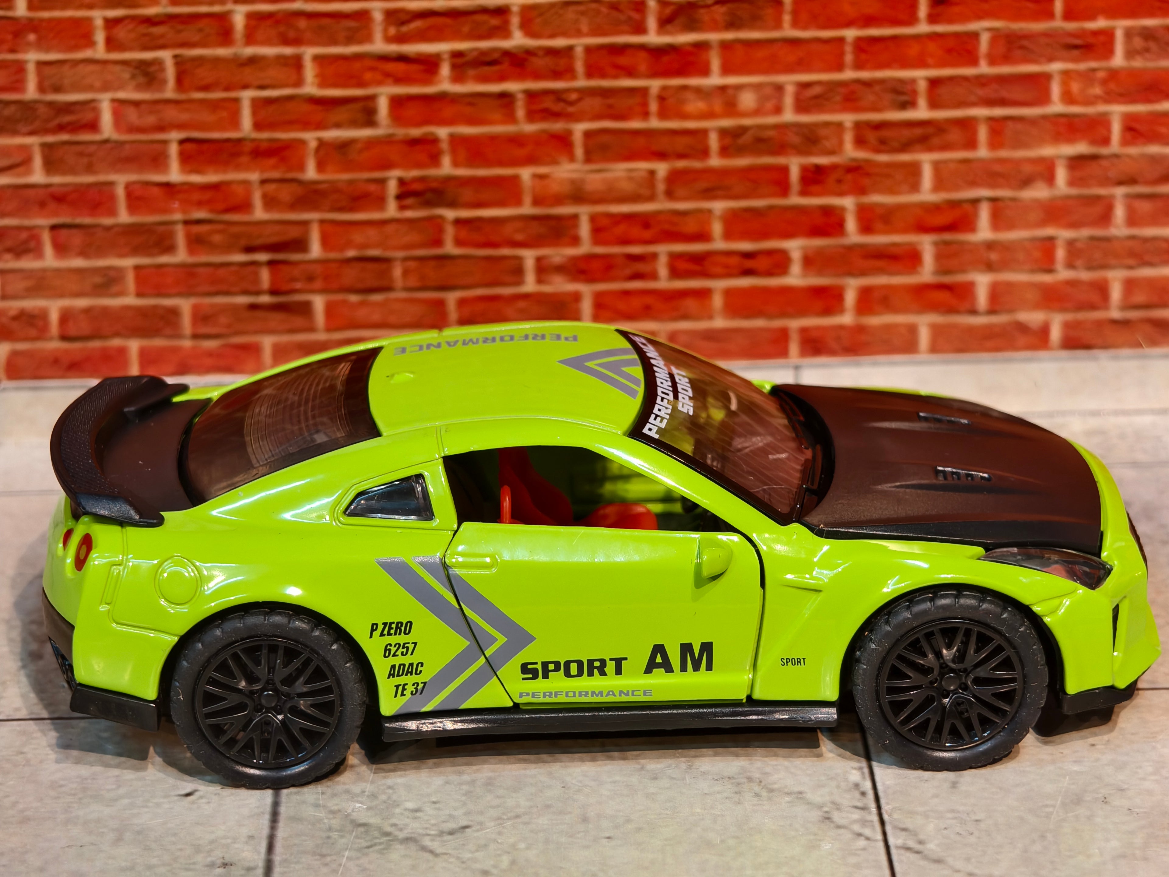 Nissan GT-R (R35) Performance Sport Edition 1:36 Scale