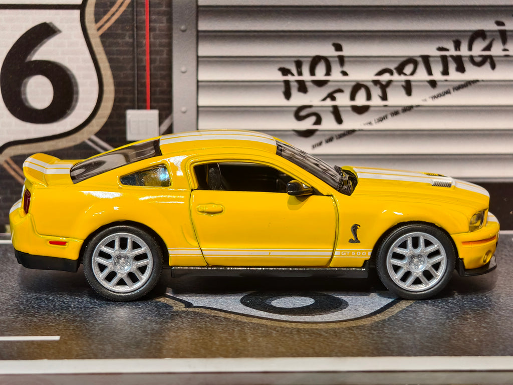 Kinsmart Official Licensed 2007 Shelby GT500 1:38 Scale
